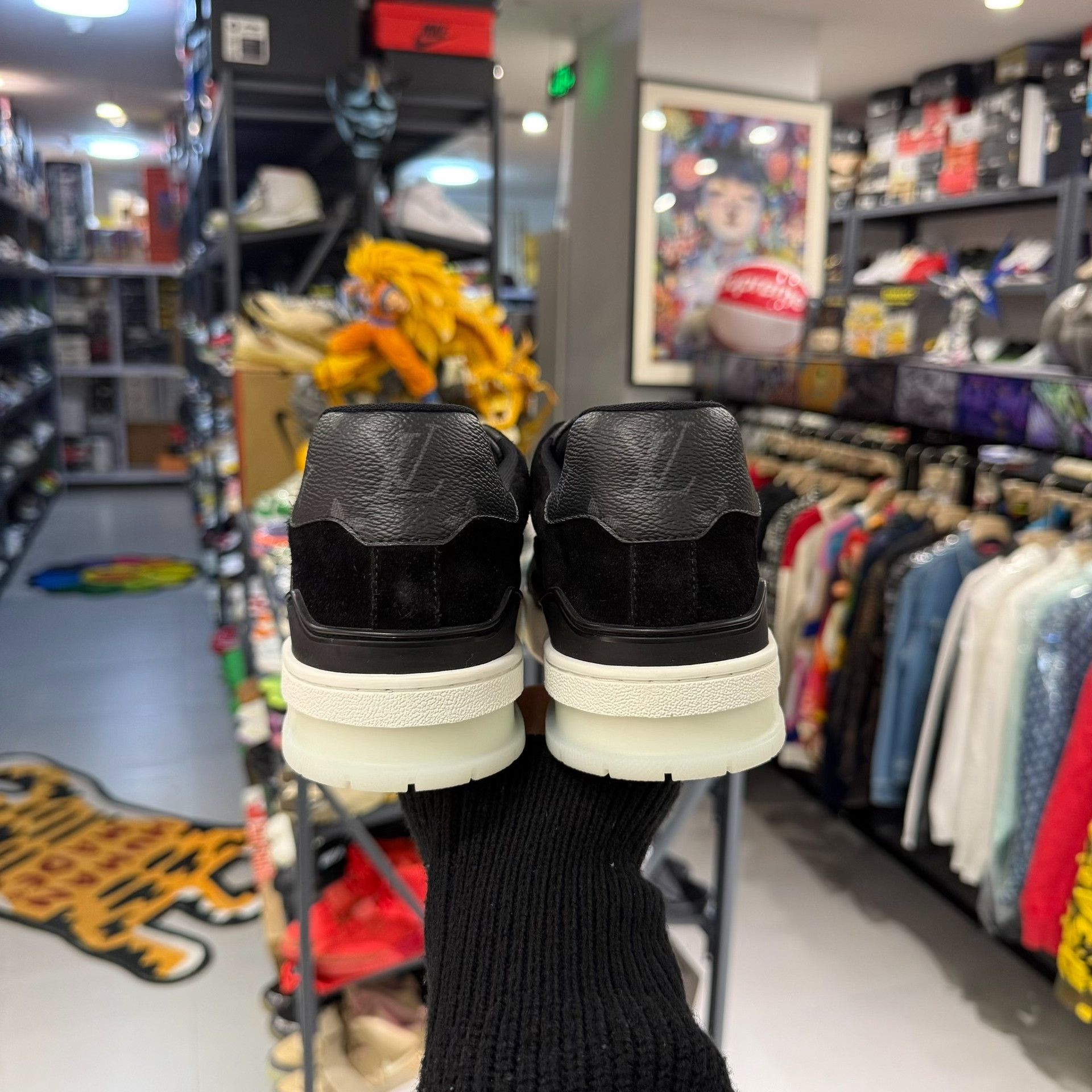 Louis Vuitton Louis Vuitton LV Trainer Monogram Black Size US 8 / EU 41 - 3 Thumbnail
