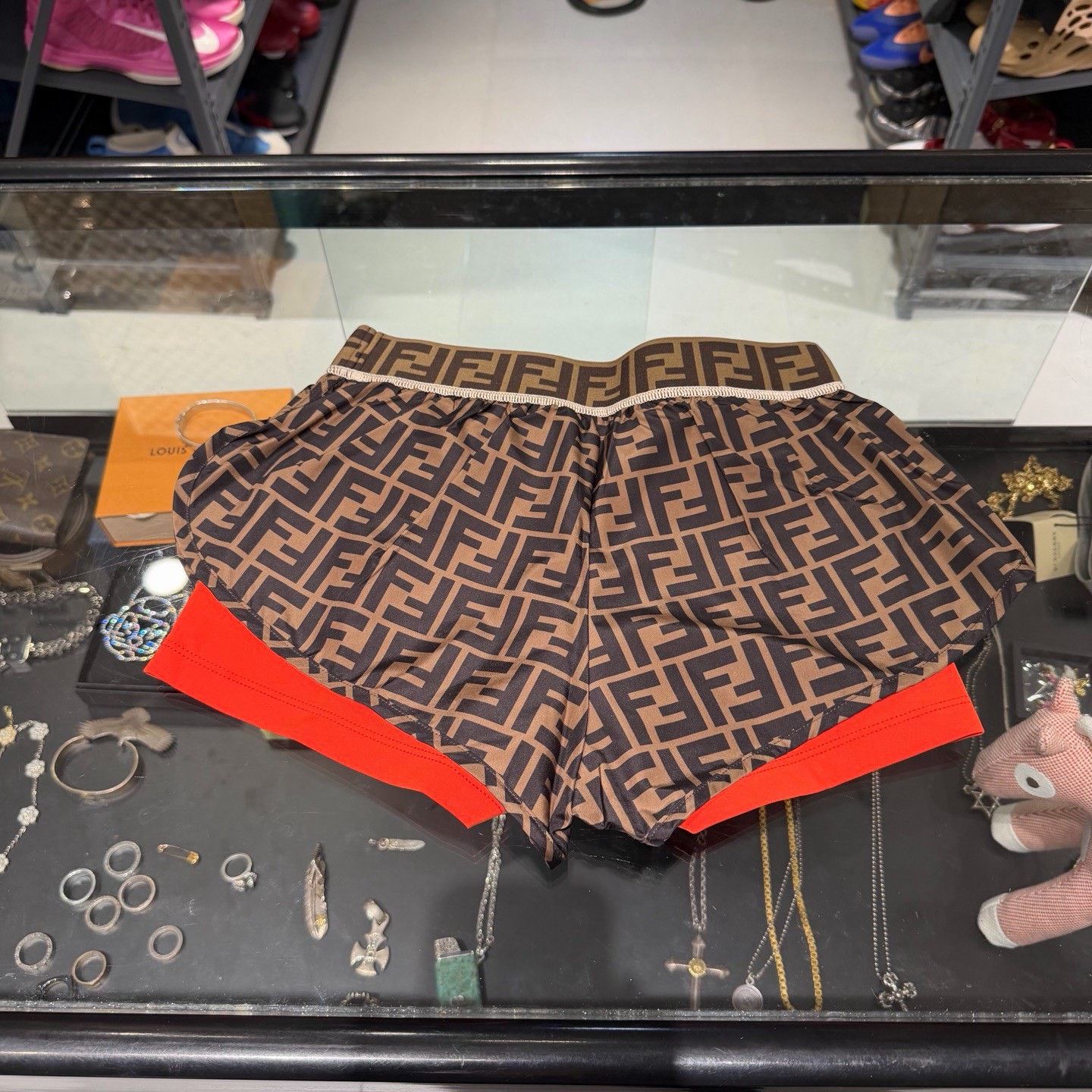 Fendi Fendi Logo Print Casual Shorts Size 36" / US 14 / IT 50 - 2 Thumbnail