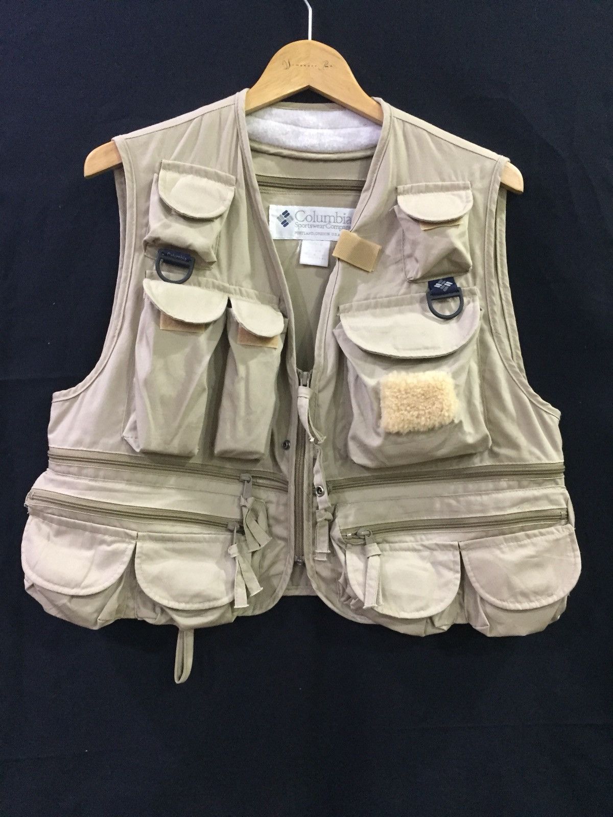 【新品未使用】KITH Columbia PFG Cool Creek Vest A Look at Kith for Columbia PFG – Kith Europe