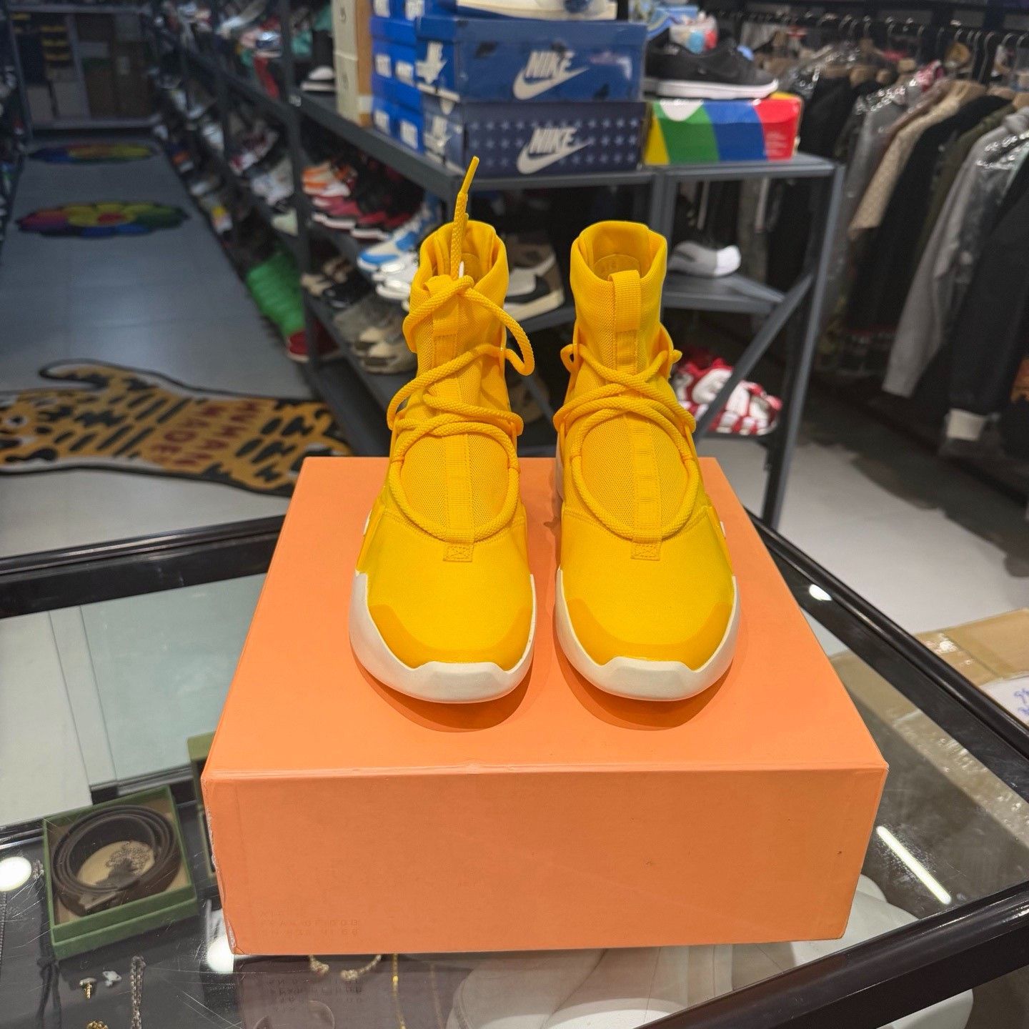 Fear of God Fear of God x Nike Air Amarillo Size US 8 / EU 41 - 2 Thumbnail