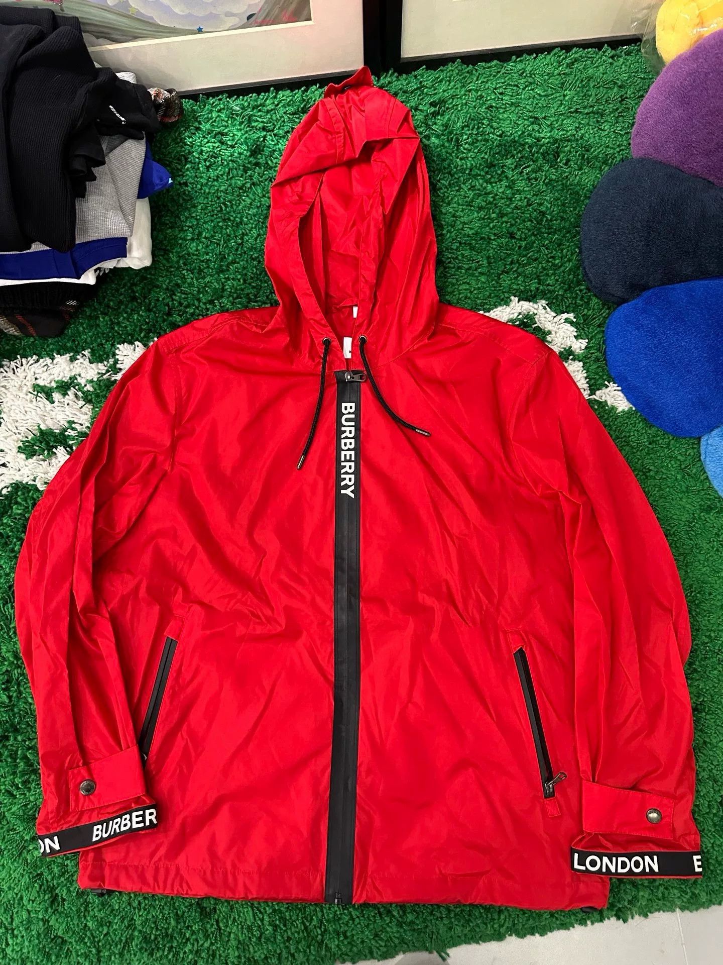 Burberry Burberry Red Sun Protection Jacket Size US L / EU 52-54 / 3 - 3 Thumbnail