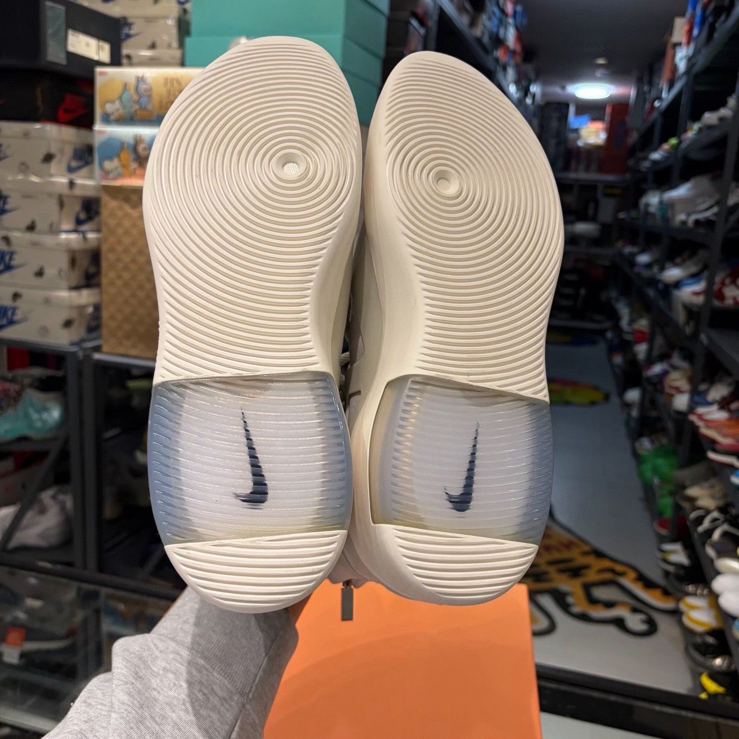 Fear of God Fear of God x Nike Air Fear of God 1 Size US 11 / EU 44 - 4 Thumbnail