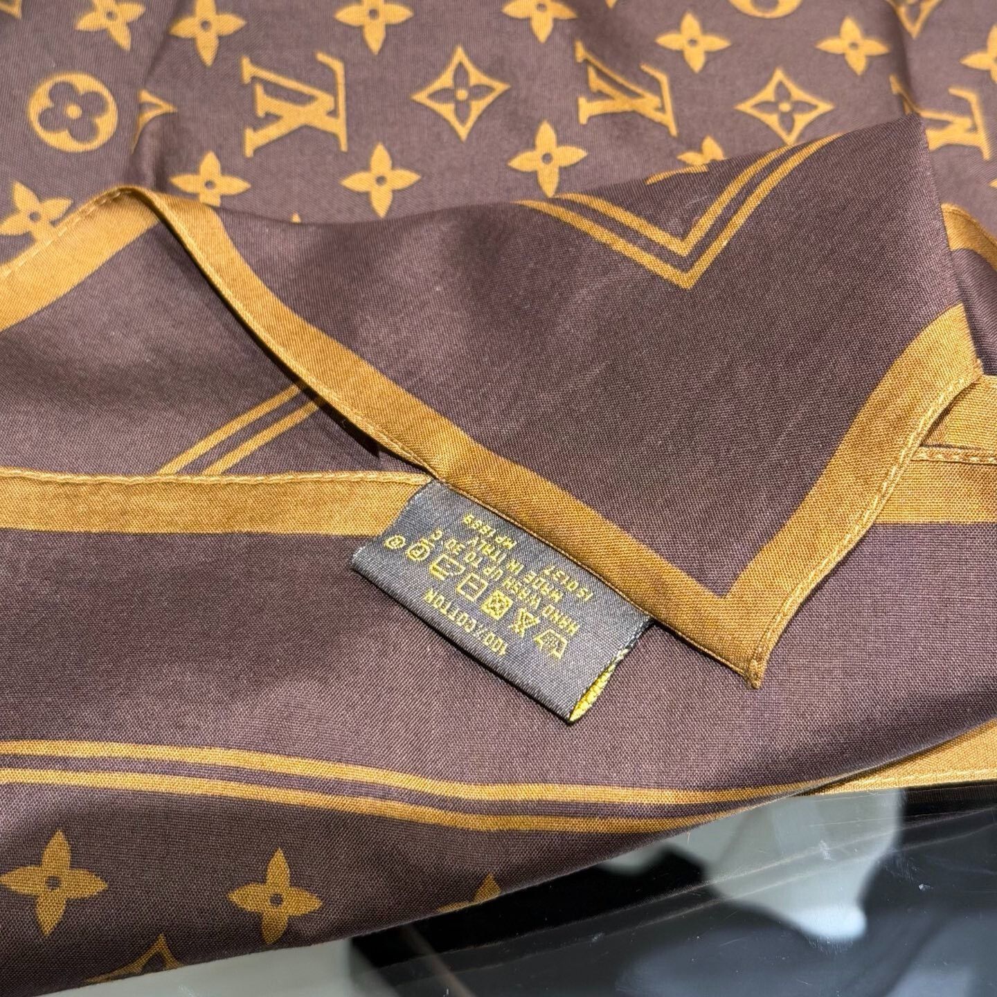 Louis Vuitton LV Supreme Collaboration Brown Scarf Size ONE SIZE - 3 Thumbnail