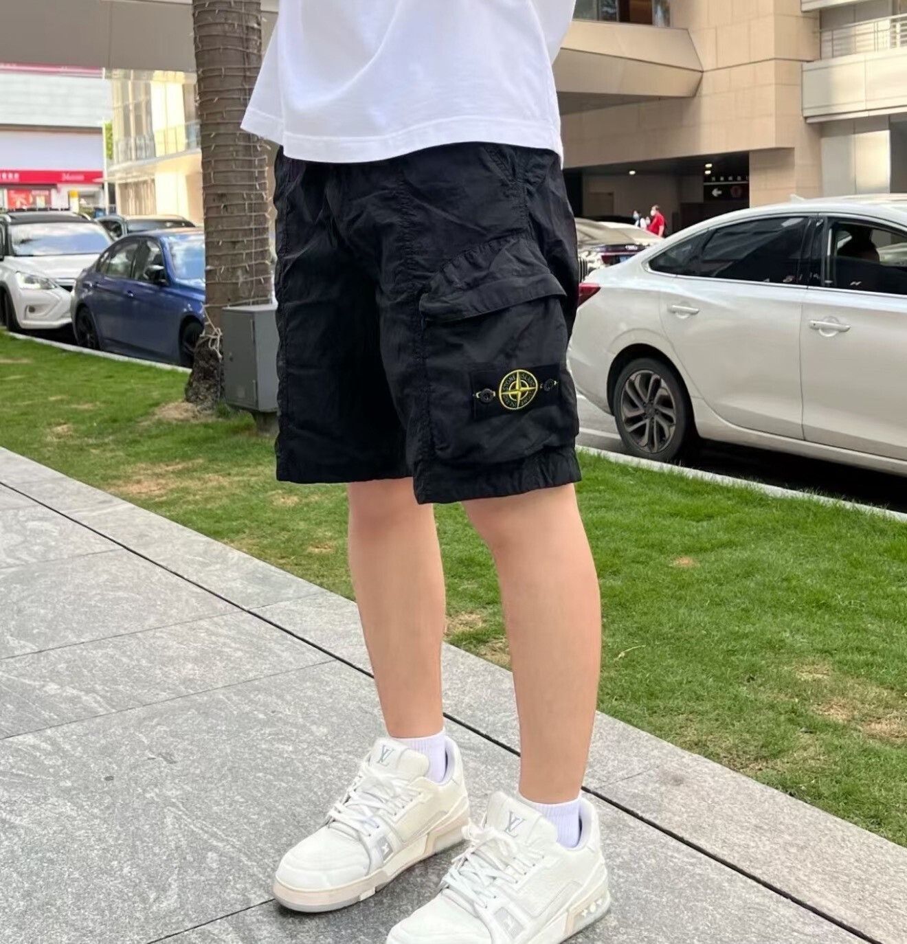 Stone Island Logo Multi-Pocket Shorts