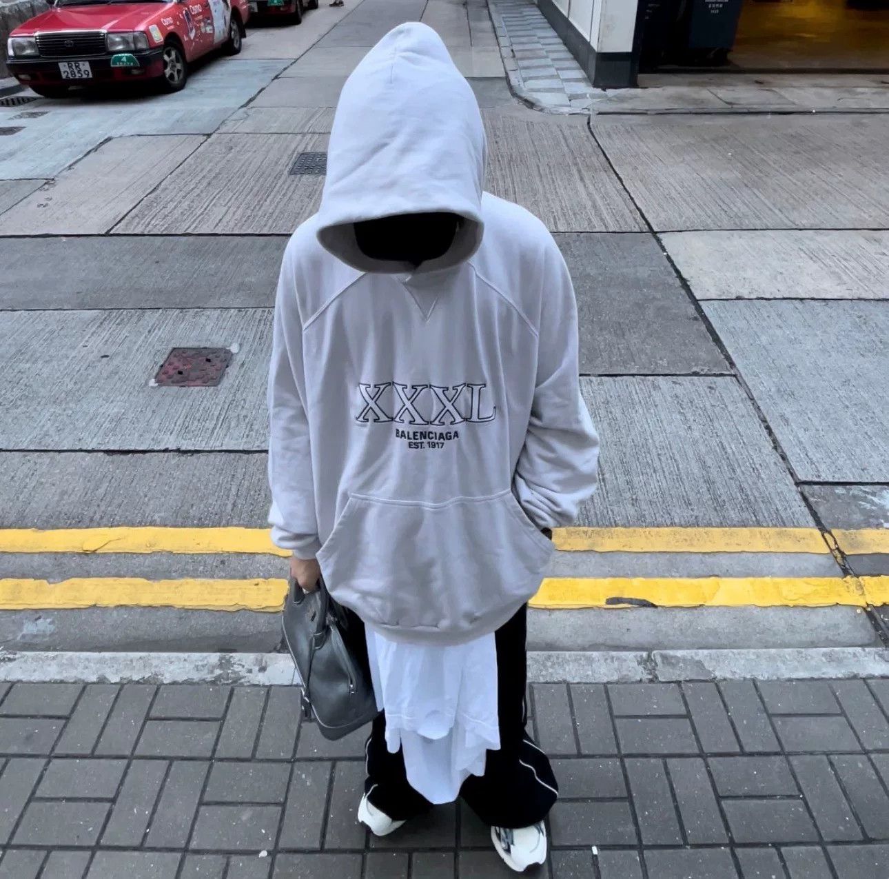 Balenciaga Balenciaga 3XL White Fake Two-Piece Hoodie Size US L / EU 52-54 / 3 - 4 Thumbnail