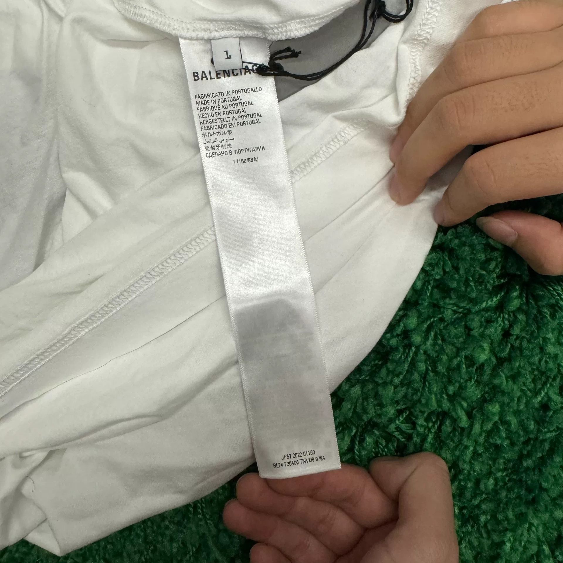 Balenciaga Balenciaga 3XL White Fake Two-Piece Hoodie Size US L / EU 52-54 / 3 - 5 Thumbnail
