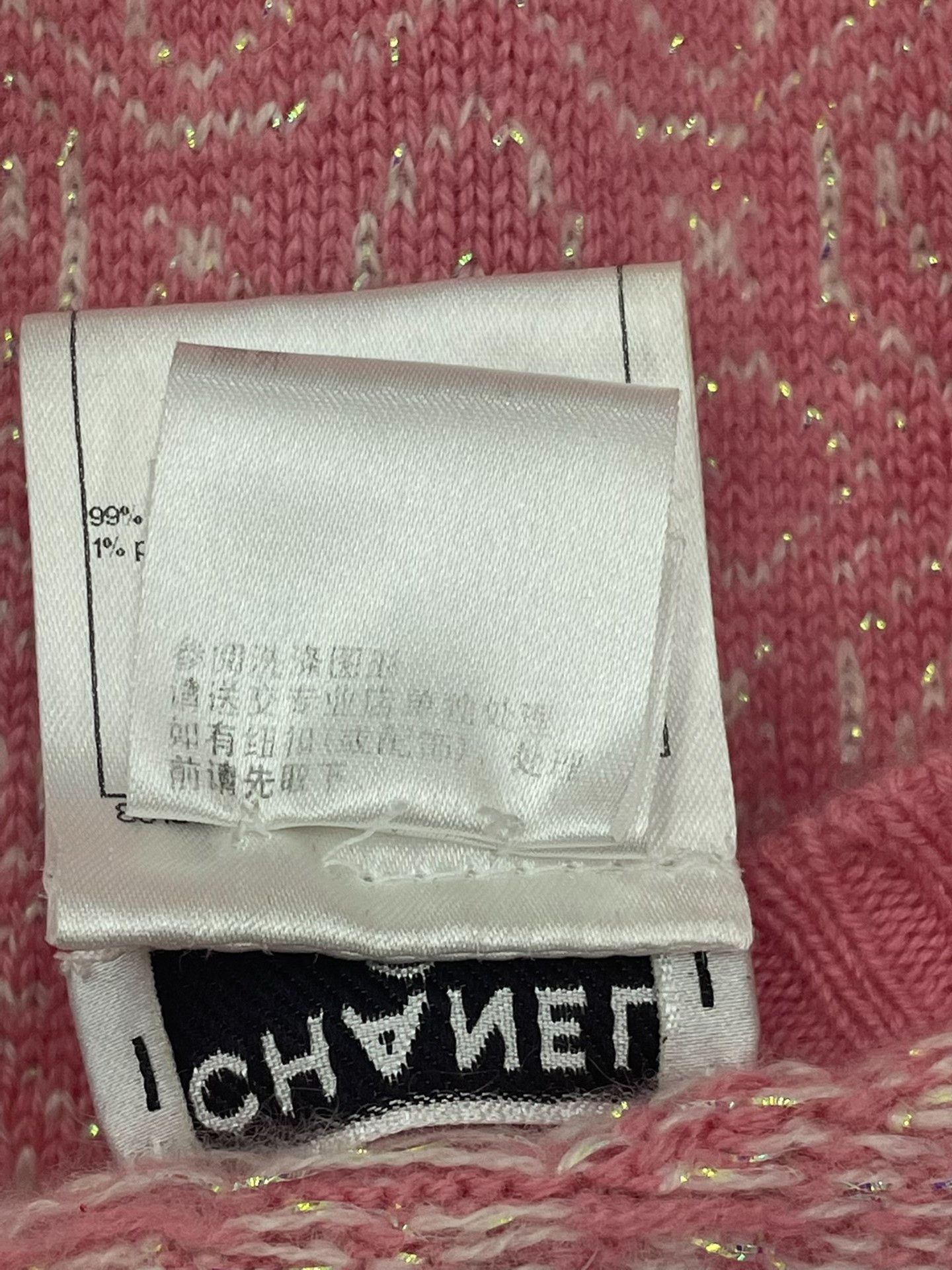 Chanel Chanel Pink Cashmere Sweater Gemstone Buttons Size XXS / US 00 / IT 34 - 6 Thumbnail