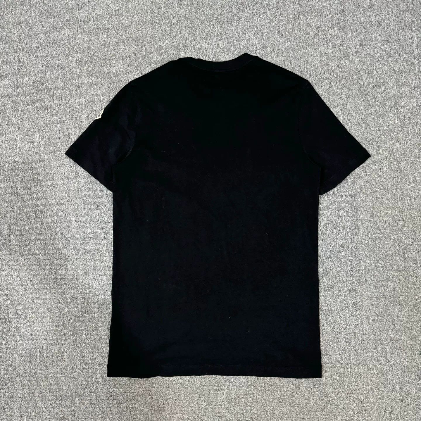 Moncler Moncler Black Chest Logo Short-Sleeve T-Shirt Size US M / EU 48-50 / 2 - 2 Thumbnail