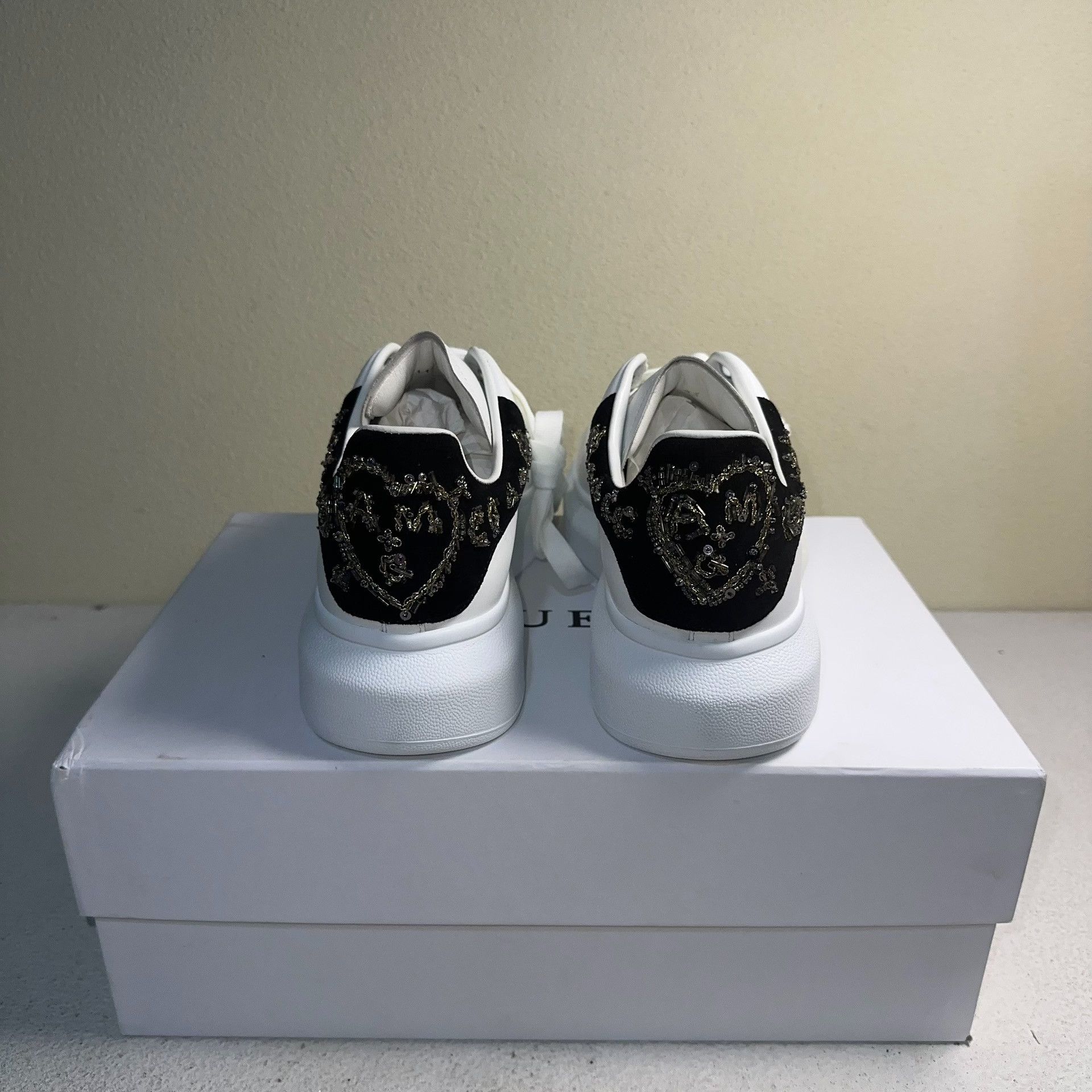 Alexander McQueen Alexander McQueen White Low-Top Sneakers Size US 10 / EU 43 - 3 Thumbnail
