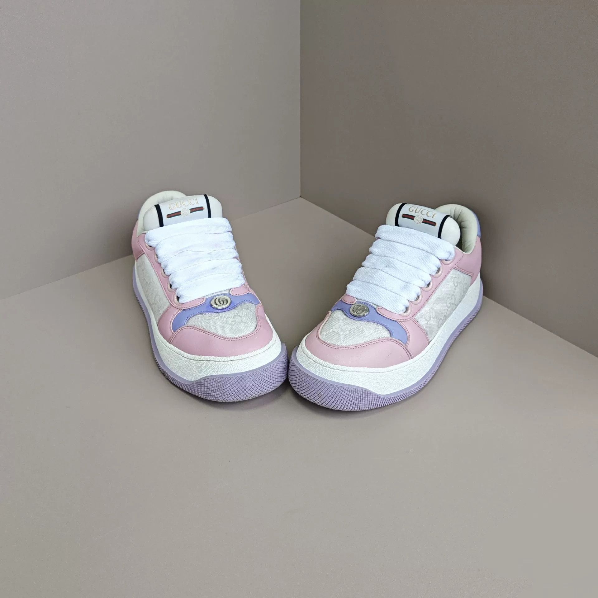 Gucci Gucci Women's Platform Dirty Sneakers Size US 6 / IT 36 - 2 Thumbnail