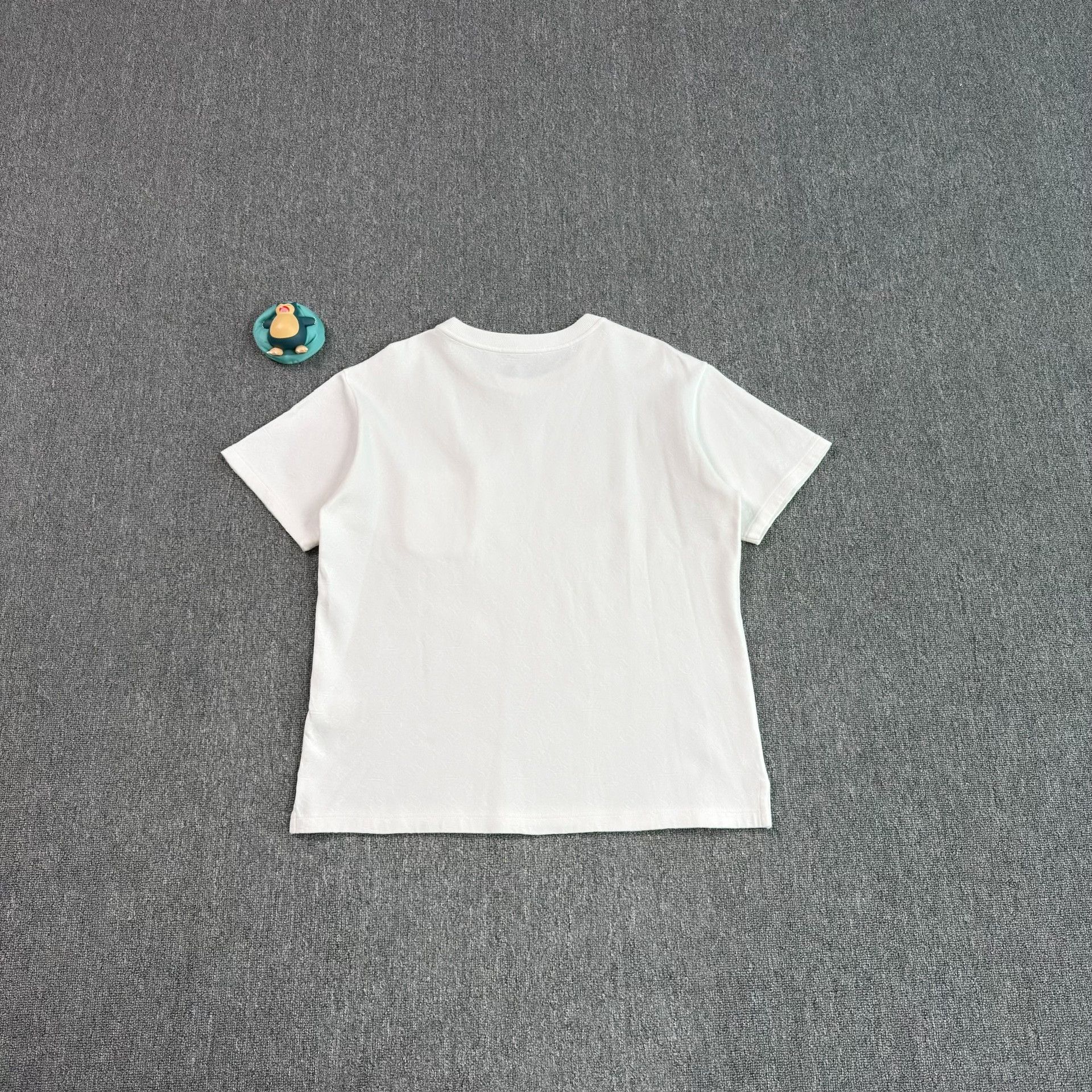 Louis Vuitton LV Dark Pattern Pocket White Short-Sleeve Size US L / EU 52-54 / 3 - 2 Thumbnail