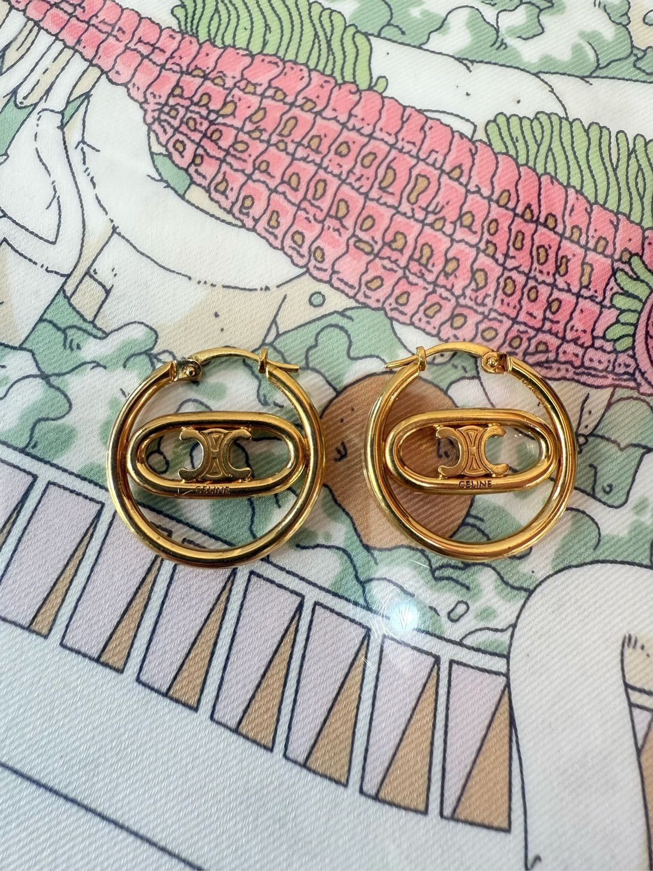 Celine Celine Large C Golden Earrings Size ONE SIZE - 2 Thumbnail