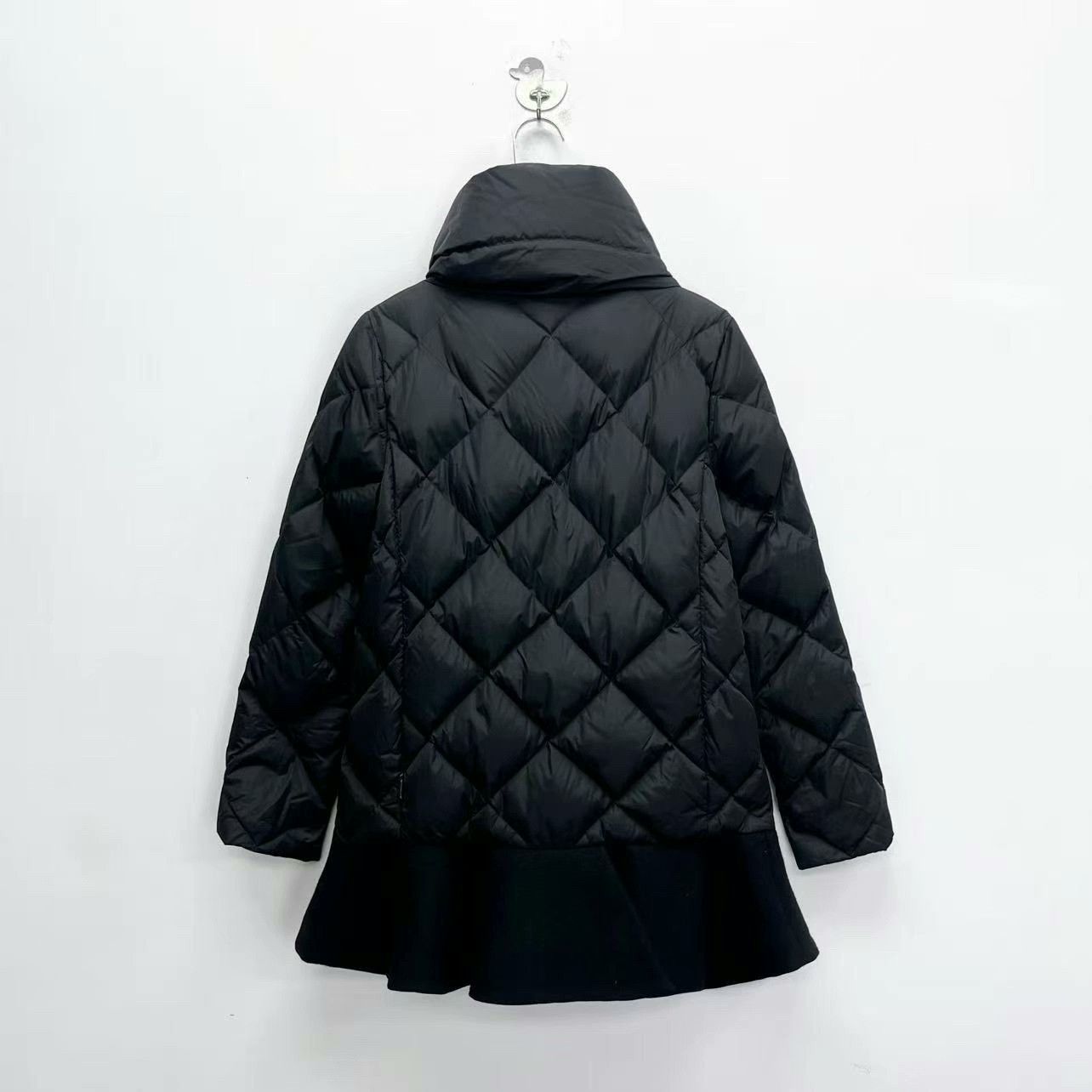 Moncler Moncler Vouglans Diamond-Quilted Down Jacket Size XS / US 0-2 / IT 36-38 - 2 Thumbnail