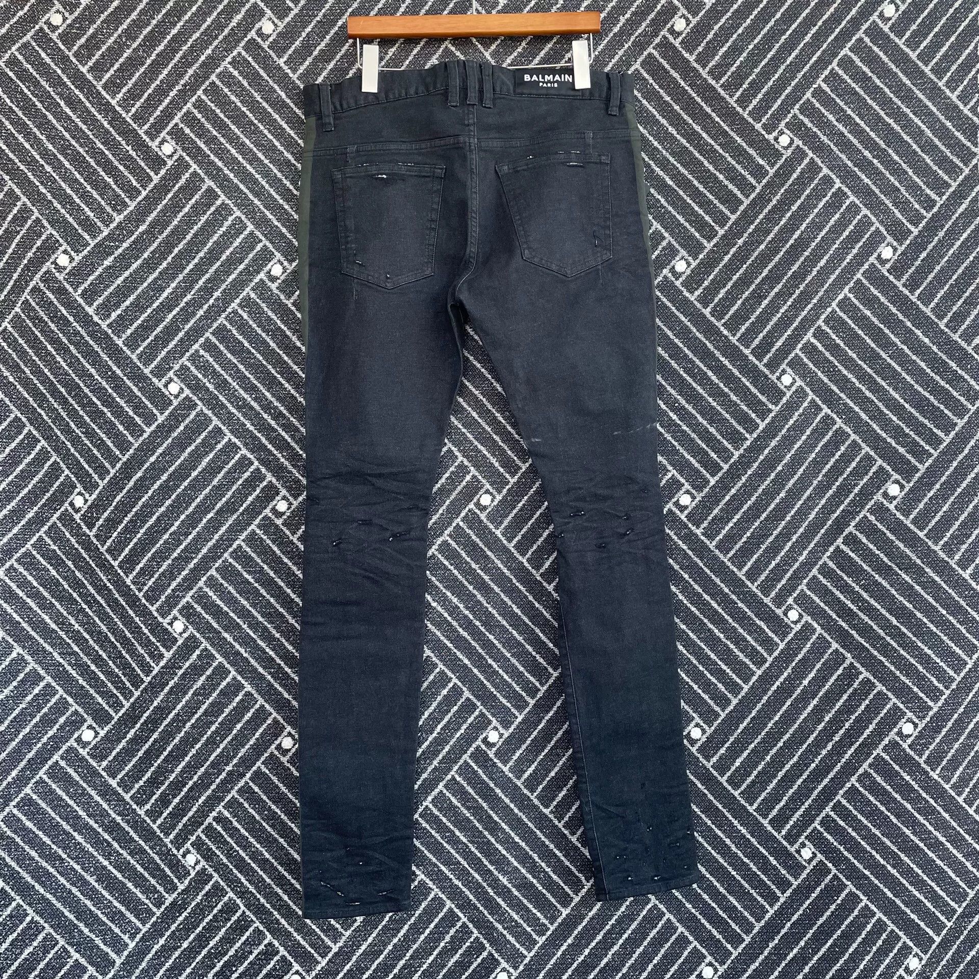 Balmain Balmain Black-Green Distressed Jeans Size US 33 - 2 Thumbnail
