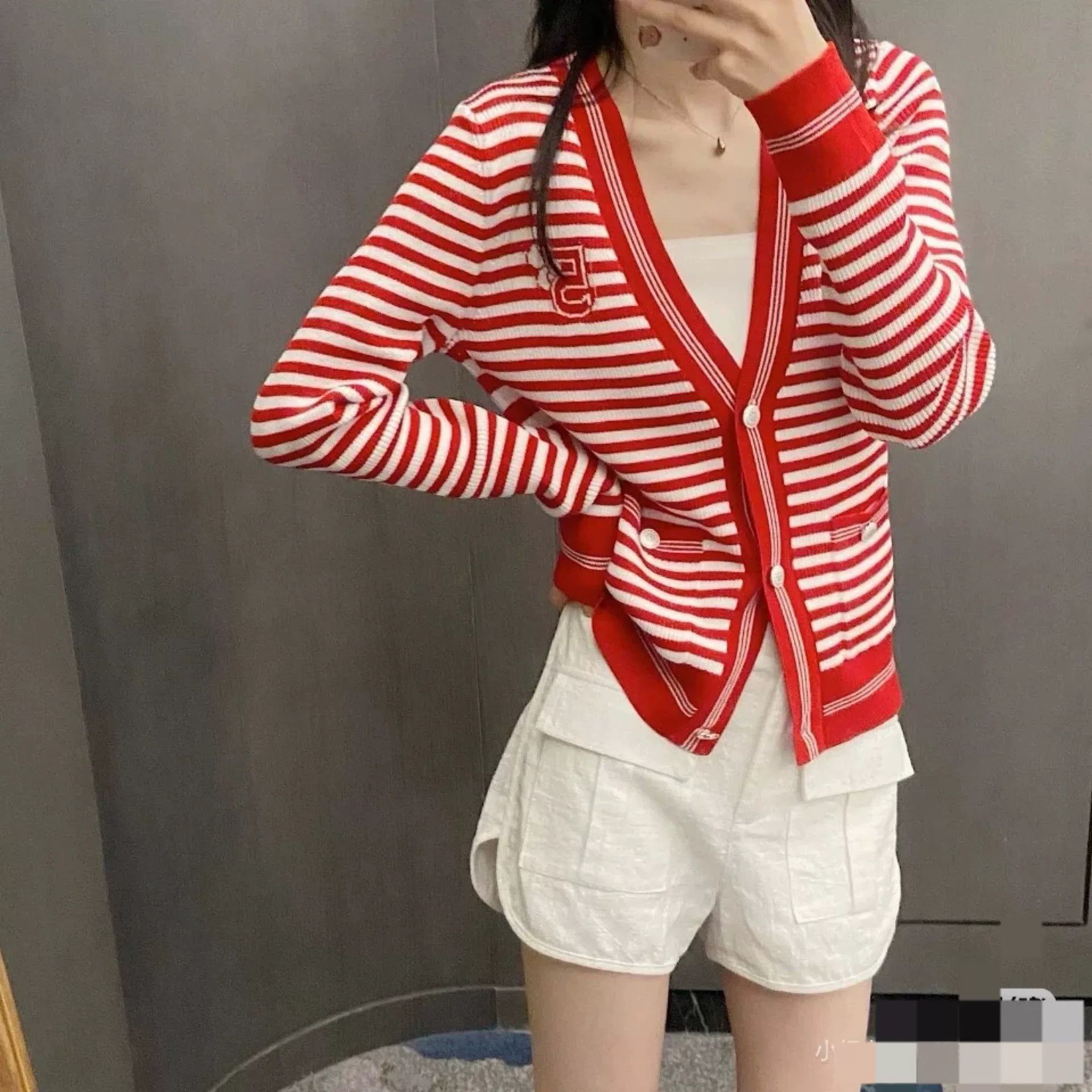 Chanel CHANEL 23C Striped V-Neck Knit Cardigan Size XS / US 0-2 / IT 36-38 - 9 Thumbnail