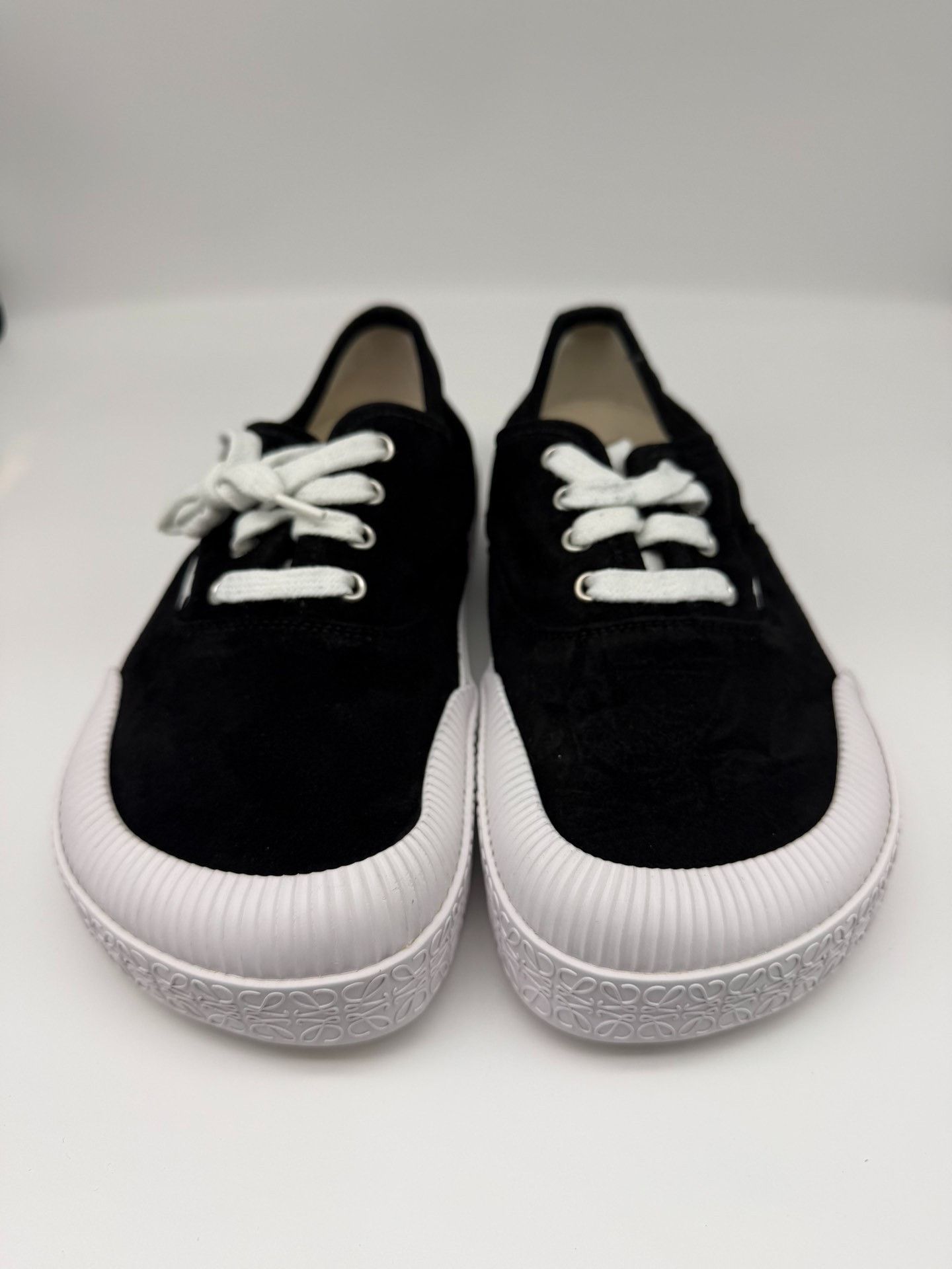 Loewe LOEWE Terra Vulca Black Suede Shoes Size US 9 / EU 42 - 2 Thumbnail