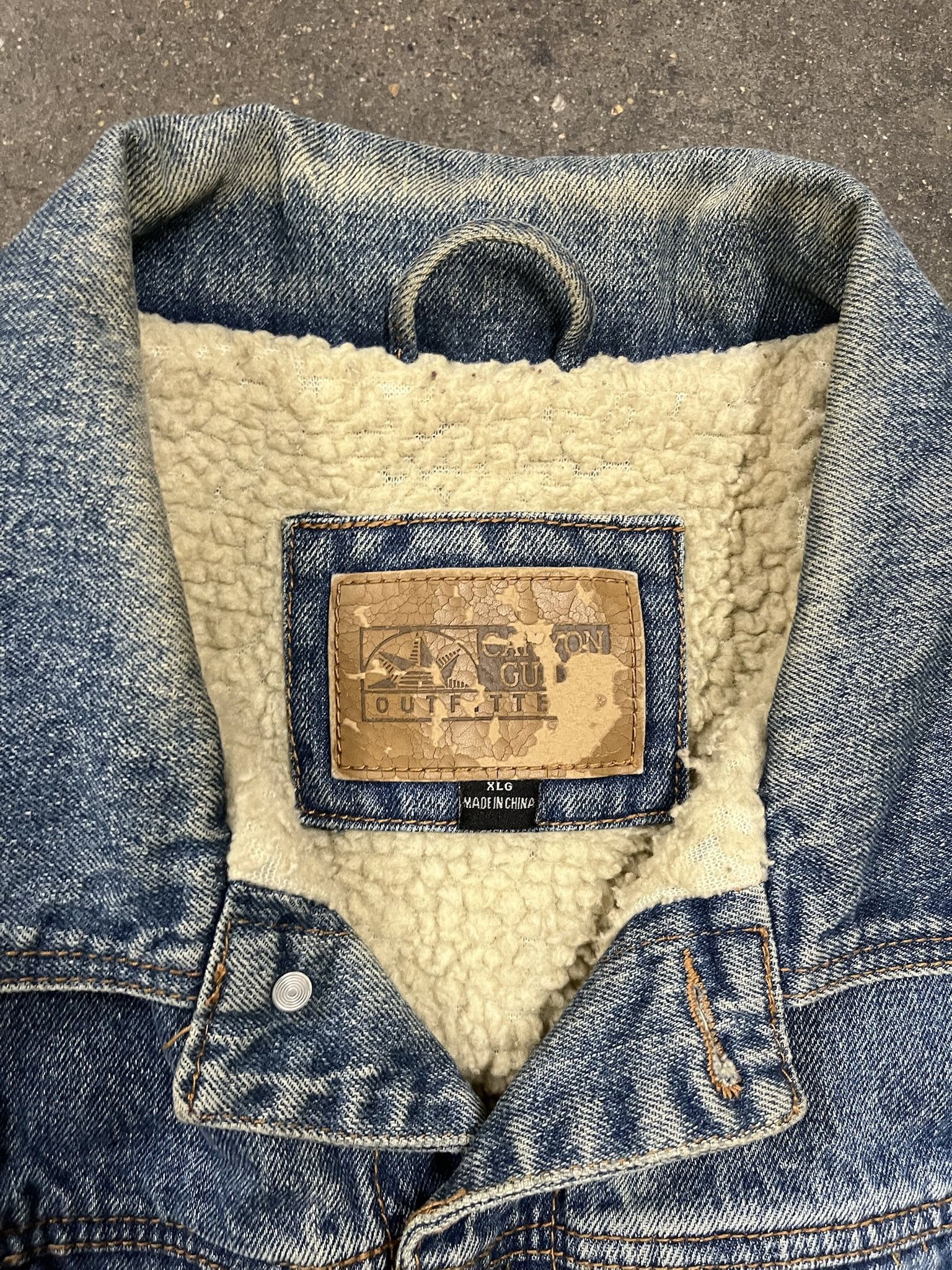 Vintage Vintage 1990s Denim Sherpa Lined Vest Size XL Size US XL / EU 56 / 4 - 2 Thumbnail
