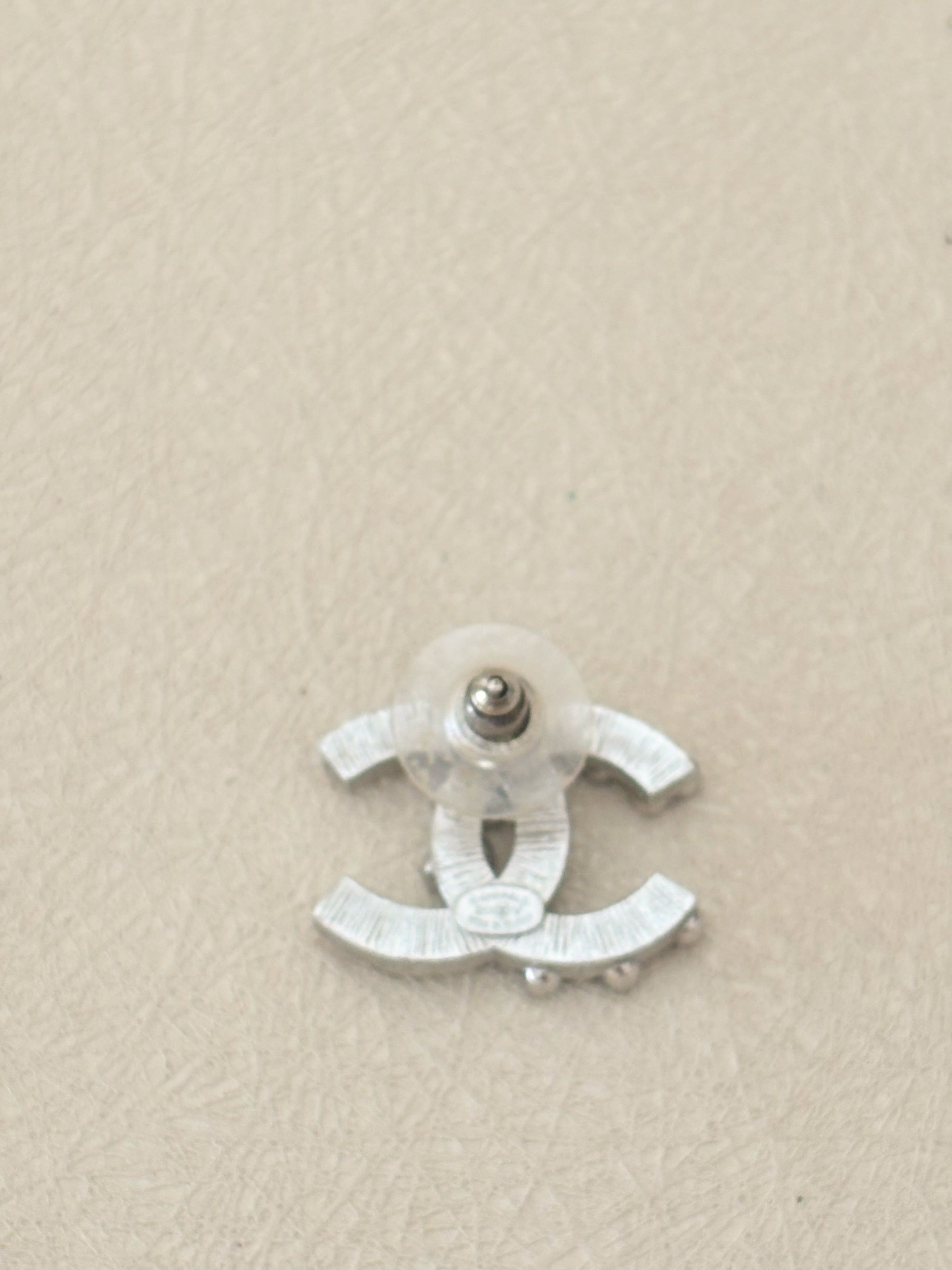 Chanel Boucle d'oreille solitaire Size ONE SIZE - 5 Thumbnail