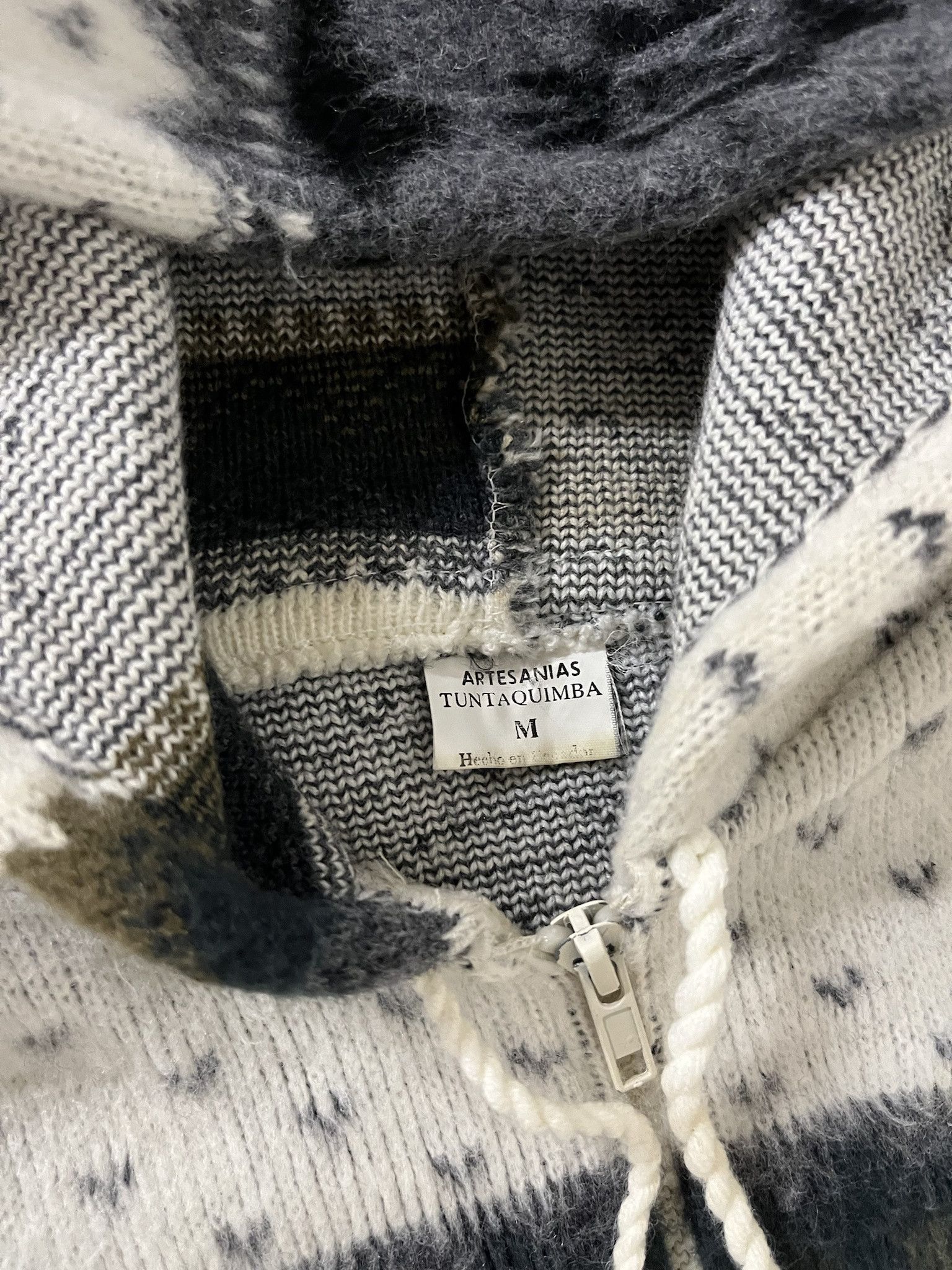 Vintage Vintage 2000s Hand Made Ecuadorian Hand Made Zip Hooded Sweater Size M Size US M / EU 48-50 / 2 - 2 Thumbnail