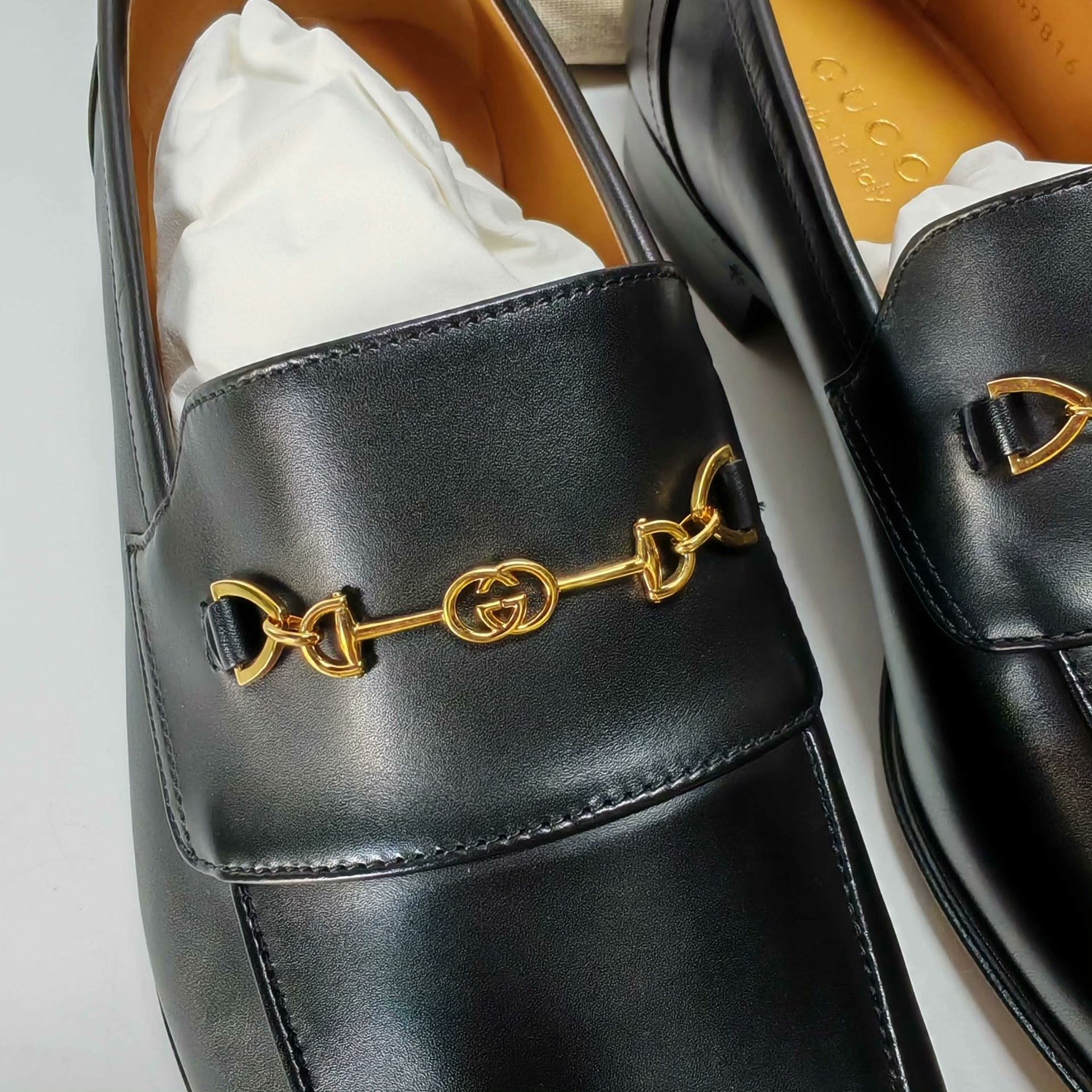 Gucci Gucci Men's Black Leather Loafers Size US 6.5 / EU 39-40 - 5 Thumbnail