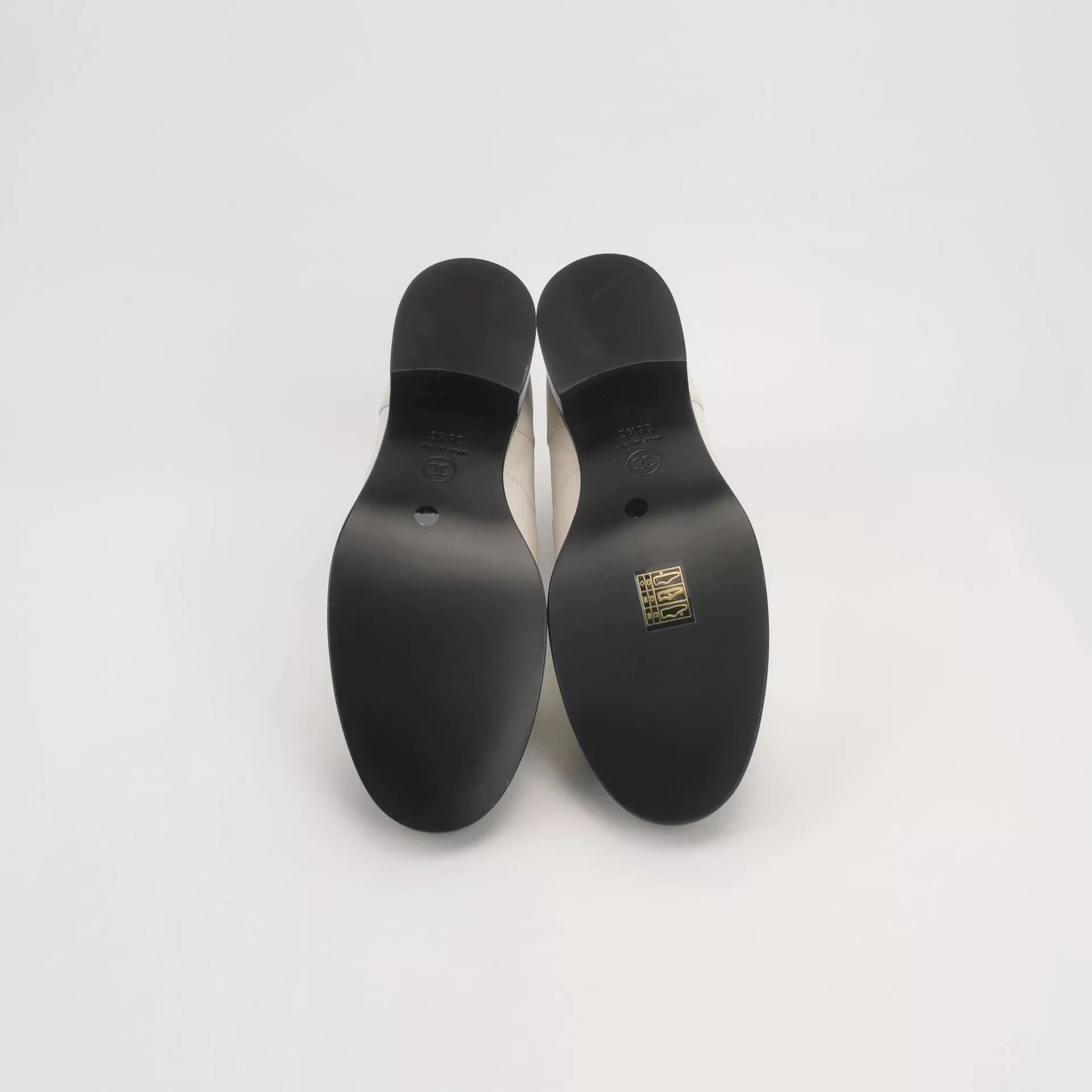 Chanel Chanel Black White Short Boots Size US 7.5 / IT 37.5 - 4 Thumbnail