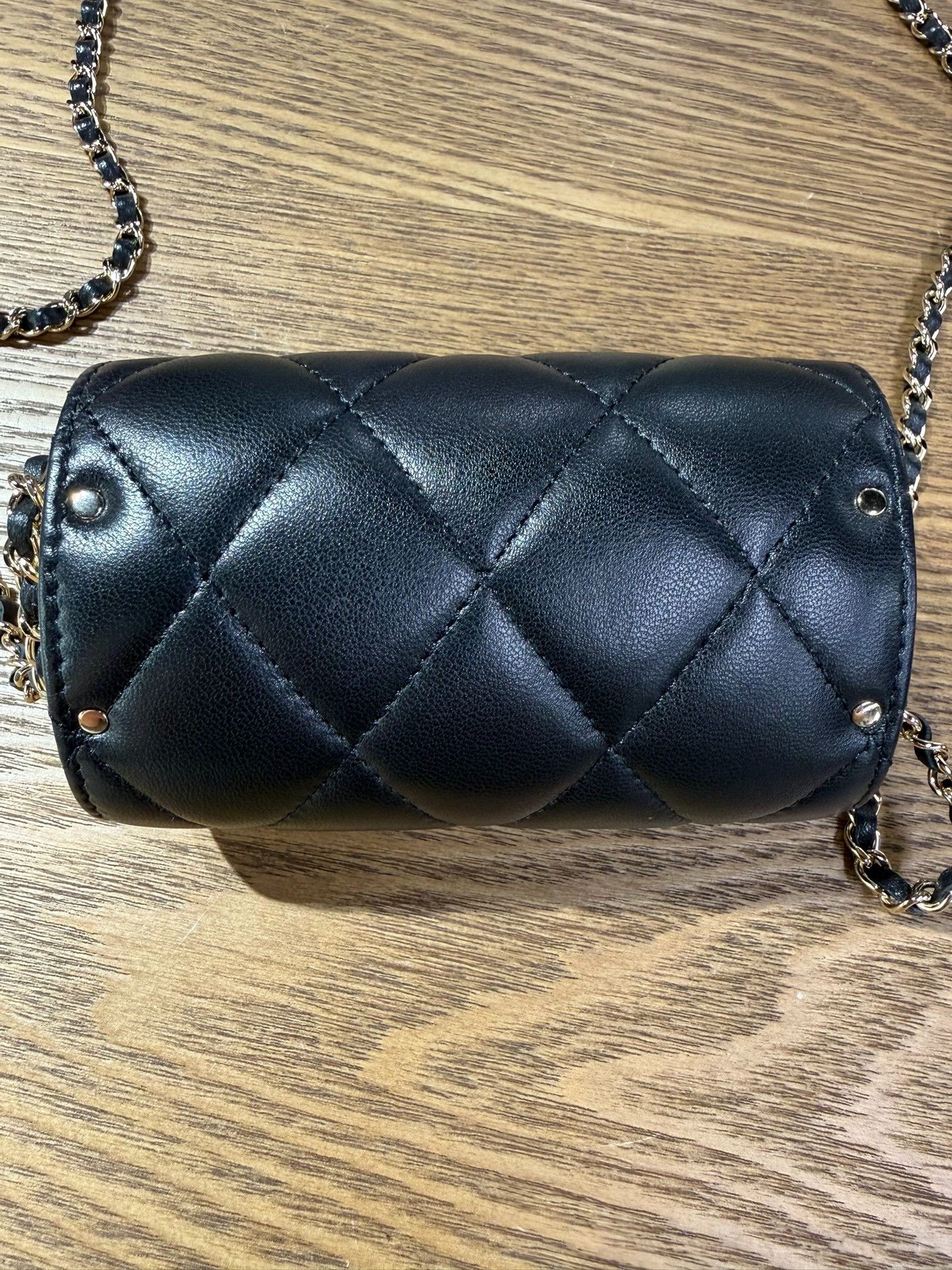 Chanel Chanel Black Quilted Mini Chain Bag Size ONE SIZE - 3 Thumbnail