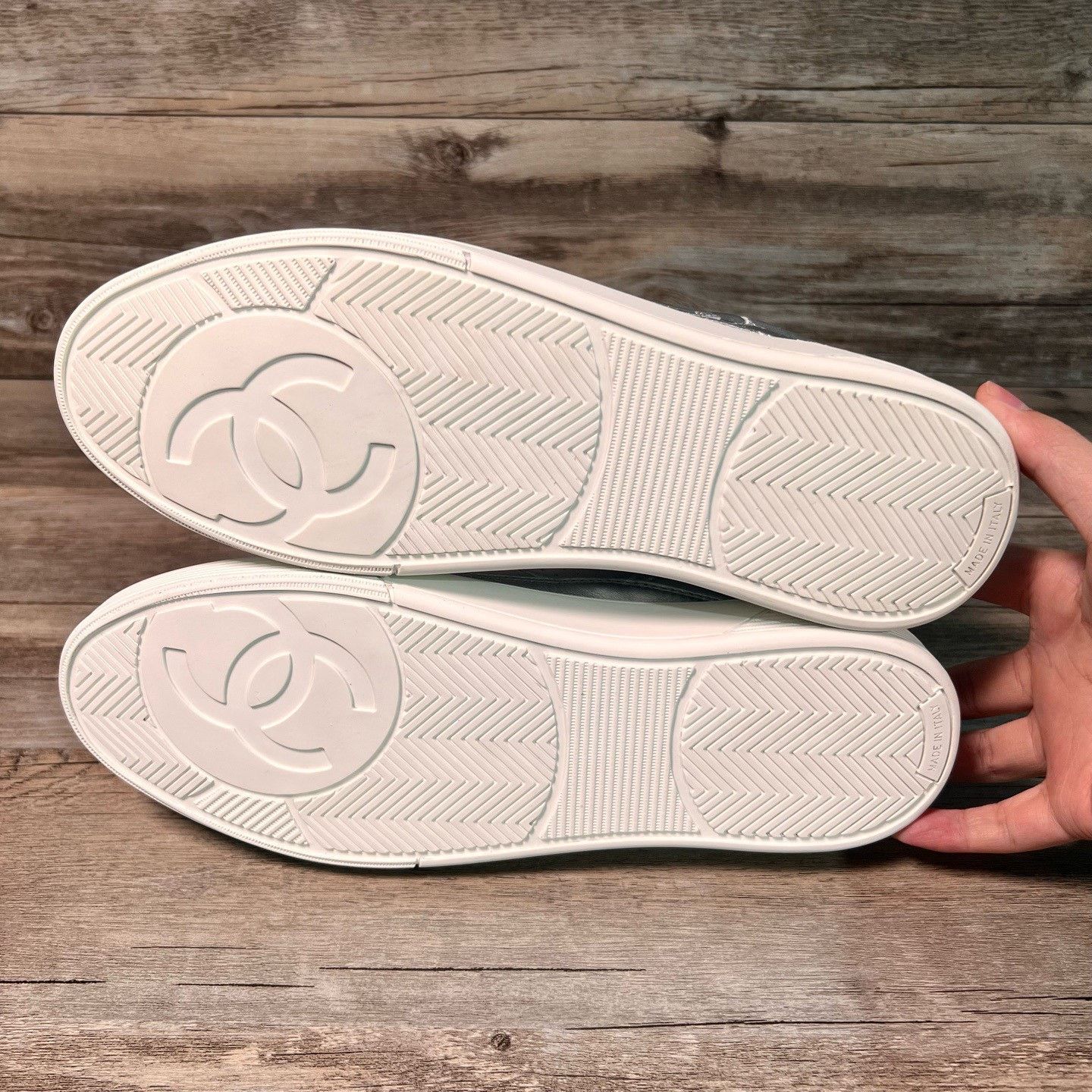 Chanel Chanel 24C Silver Double C Men's Sneakers Size US 8 / EU 41 - 6 Thumbnail