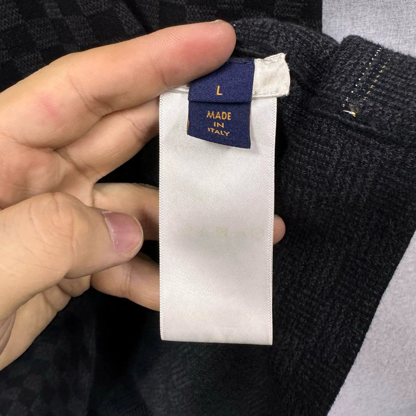 Louis Vuitton LV FW25 Logo Checkered Knit Short-Sleeve Size US L / EU 52-54 / 3 - 5 Thumbnail