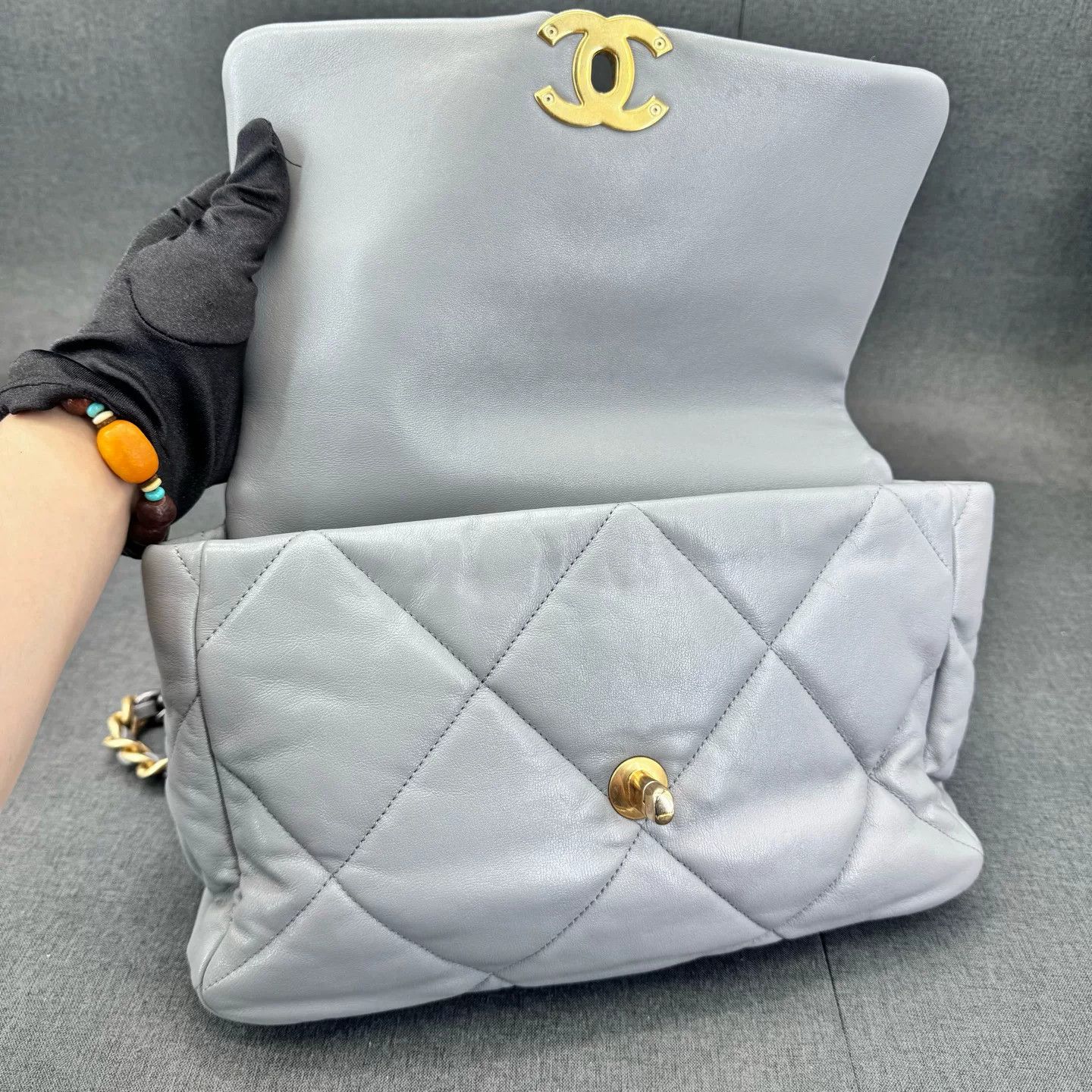 Chanel Chanel 19 Bag Haze Blue Medium Size ONE SIZE - 6 Thumbnail