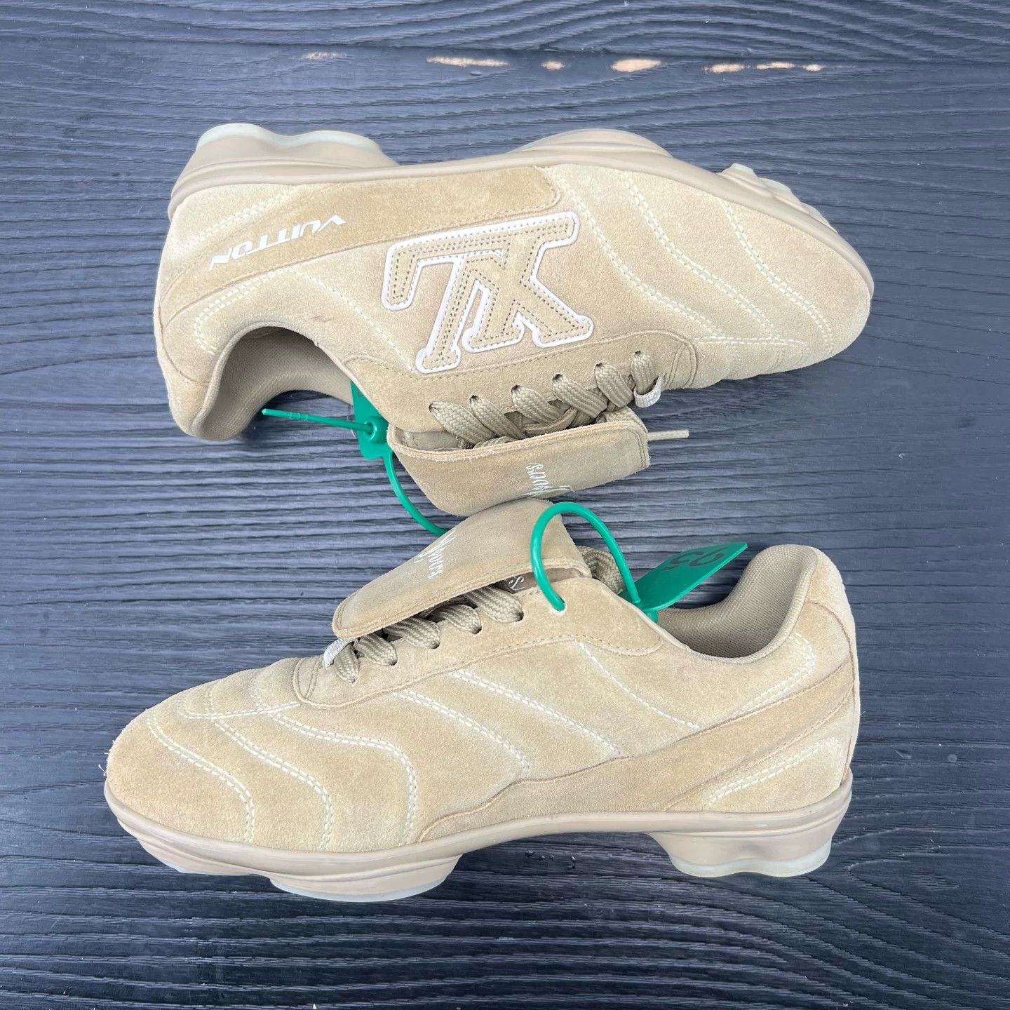 LV Footprint Soccer Brown Size 36