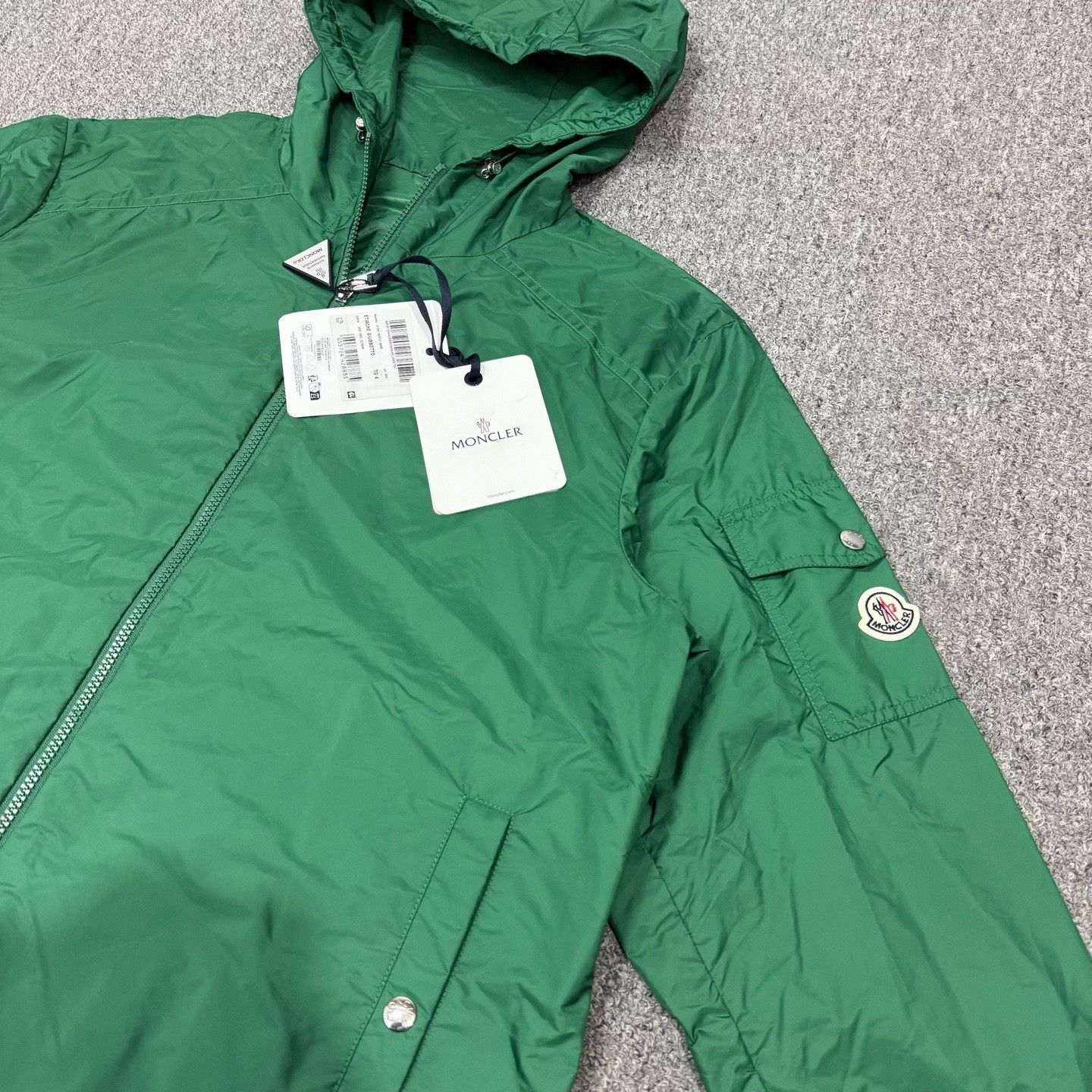 Moncler Moncler Green Hooded Arm Logo Jacket Size US XL / EU 56 / 4 - 3 Thumbnail