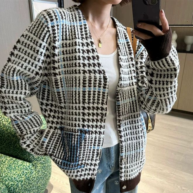 Louis Vuitton Louis Vuitton Houndstooth V-Neck Cardigan Size US XL / EU 56 / 4 - 8 Thumbnail
