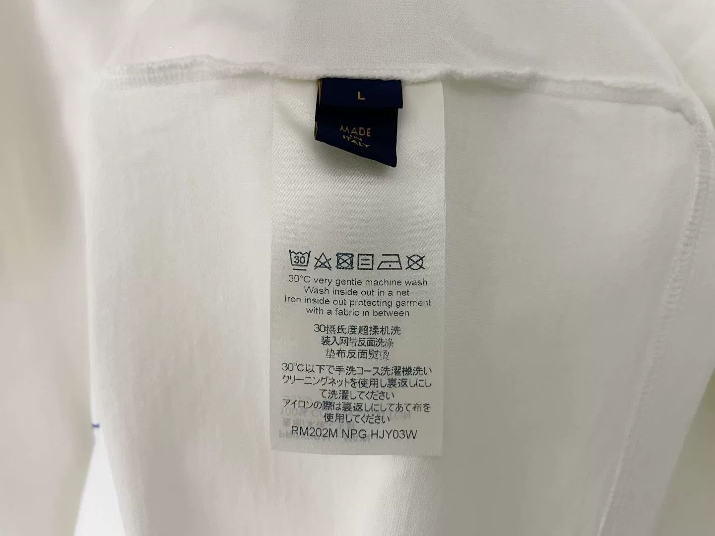 Louis Vuitton Louis Vuitton White LV Logo Short-Sleeve Shirt Size US L / EU 52-54 / 3 - 2 Thumbnail