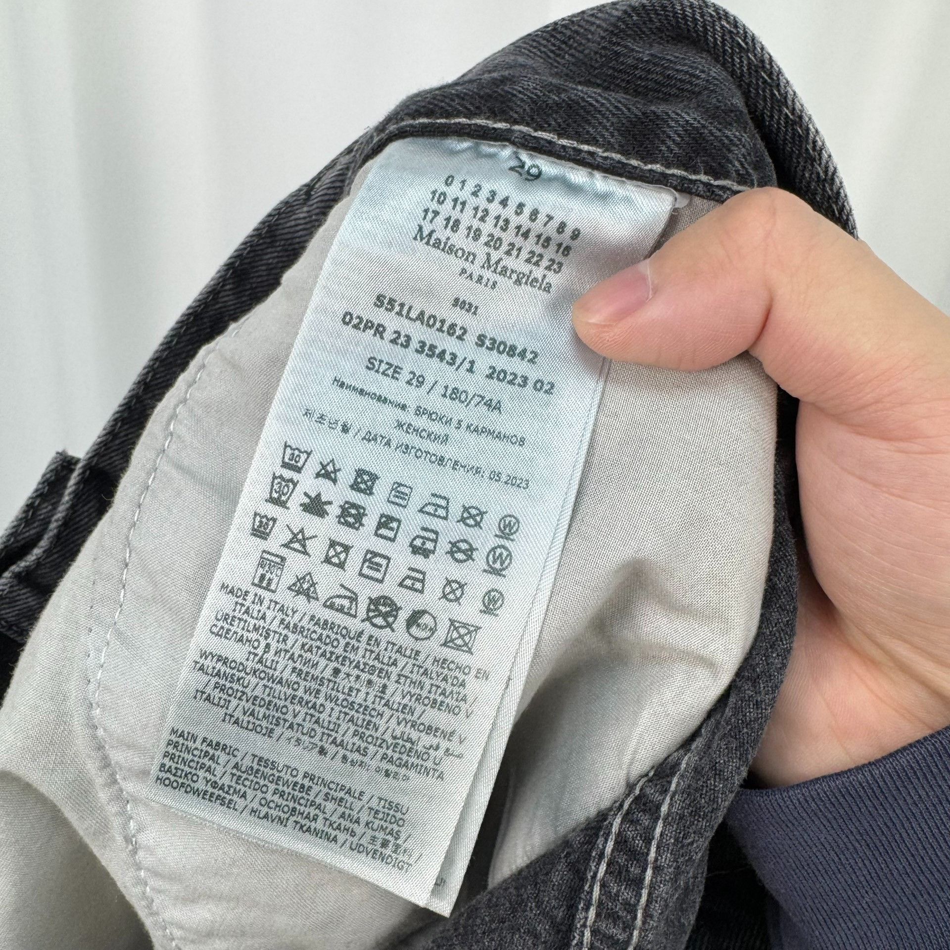 Maison Margiela Maison Margiela Ink-Splashed Washed Jeans Size US 29 - 6 Thumbnail