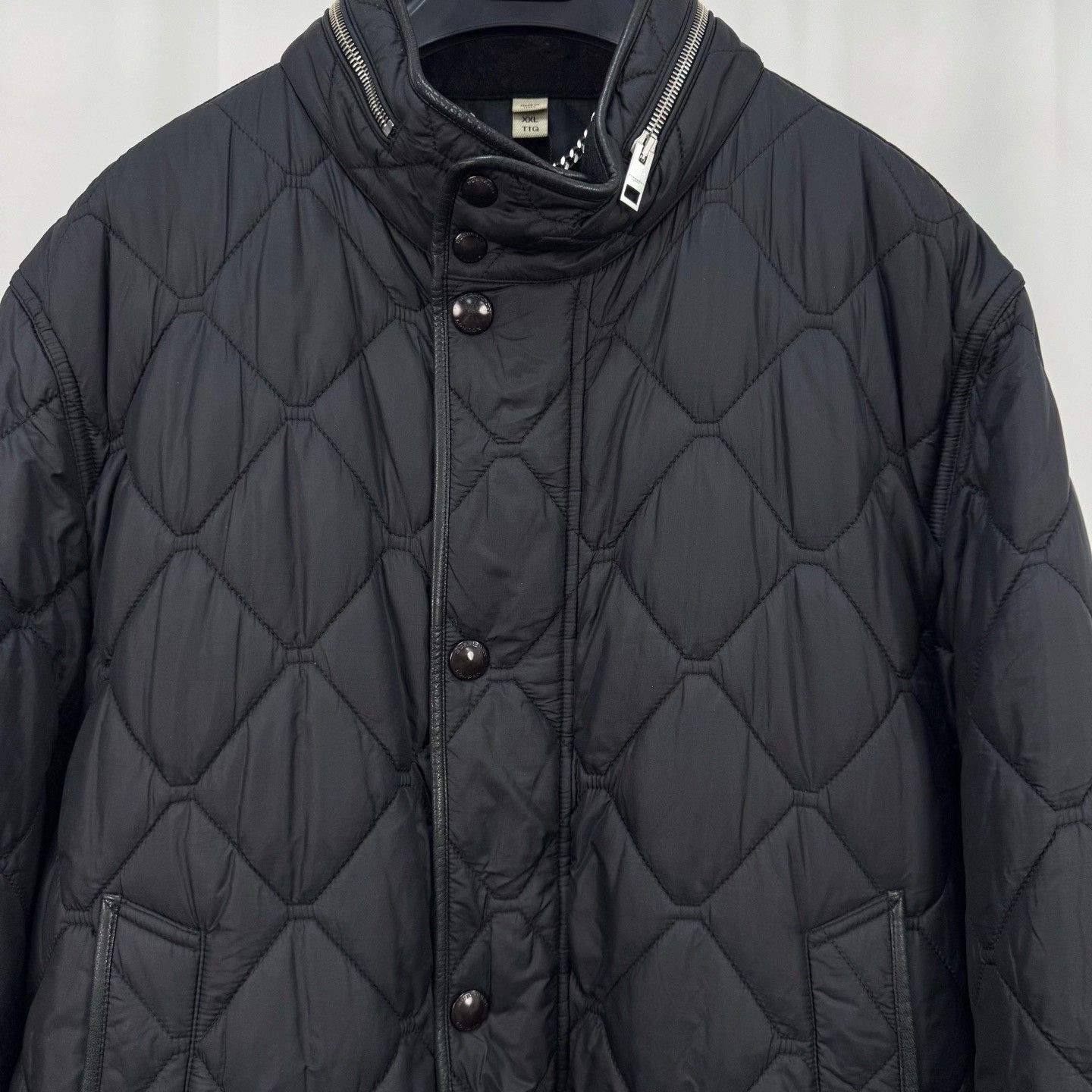 Burberry Burberry Black Quilted Diamond-Pattern Coat Size US XXL / EU 58 / 5 - 3 Thumbnail
