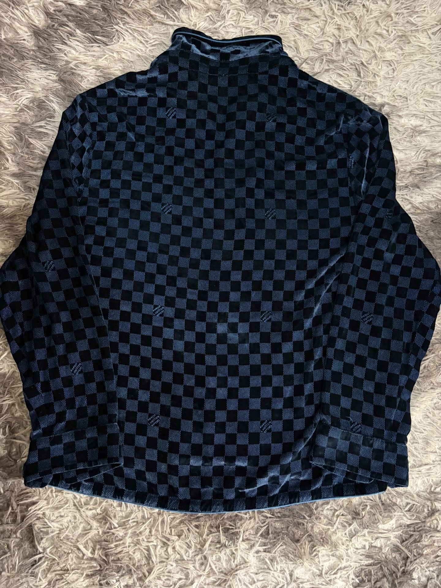 Louis Vuitton Louis Vuitton Blue Checkered Velvet Shirt Size US M / EU 48-50 / 2 - 2 Thumbnail