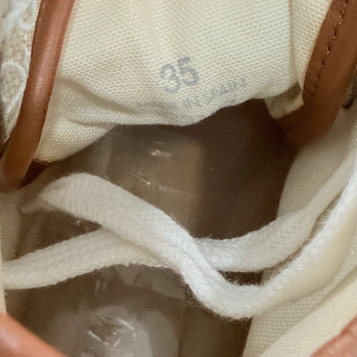 Loewe Loewe Logo Print High-Top Casual Shoes Size US 4 / IT 34 - 7 Thumbnail