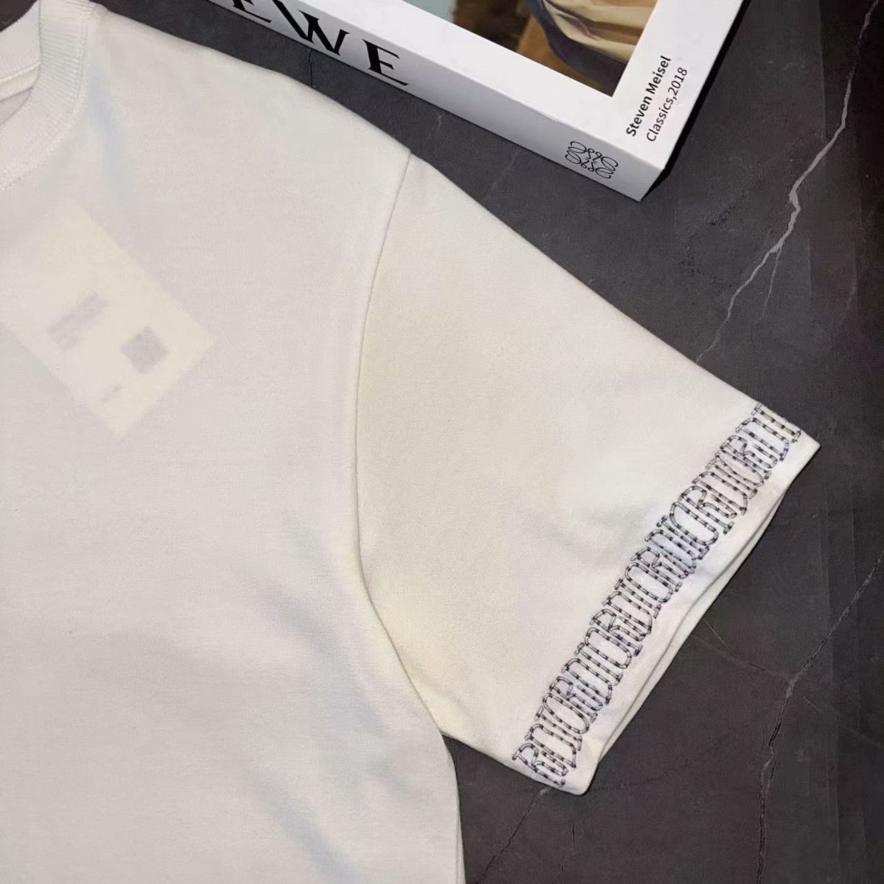 Dior Dior White Short-Sleeve Top M Size US M / EU 48-50 / 2 - 5 Thumbnail