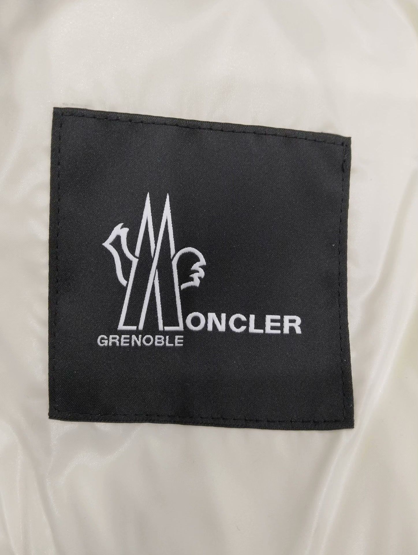 Moncler Moncler Light Blue Puffer Jacket Size US S / EU 44-46 / 1 - 4 Thumbnail