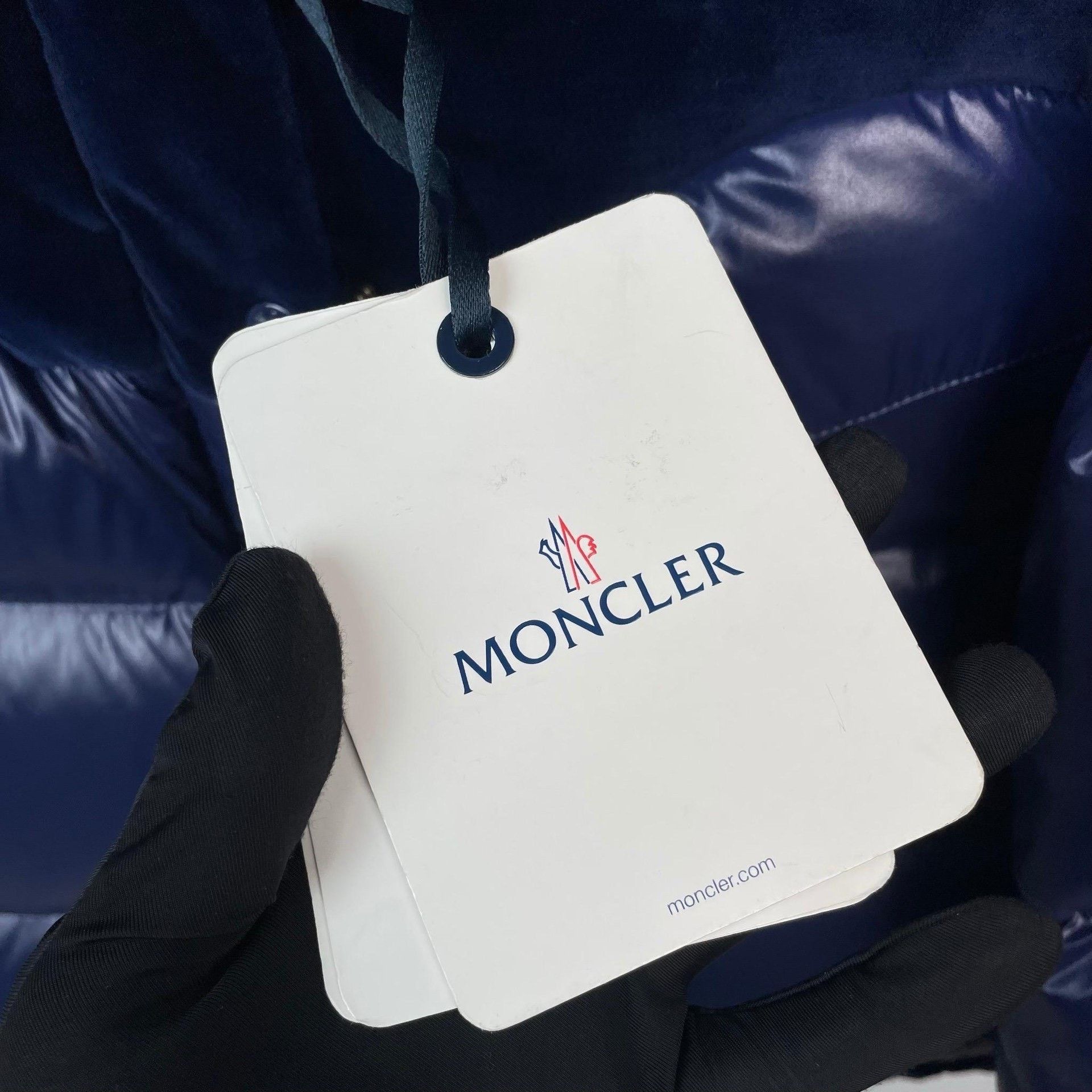 Moncler Moncler Narmada Blue Velvet Puffer Jacket Size M / US 6-8 / IT 42-44 - 3 Thumbnail