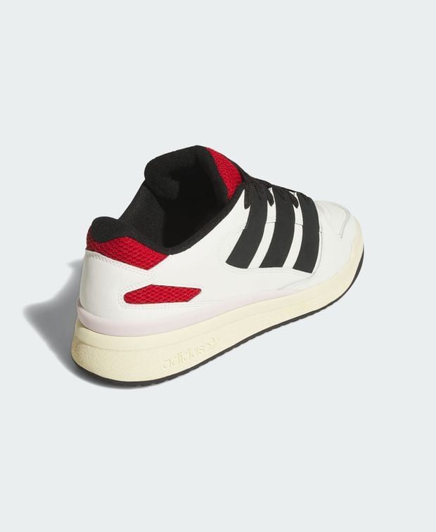 Adidas Sneakers Size US 11 / EU 44 - 2 Thumbnail