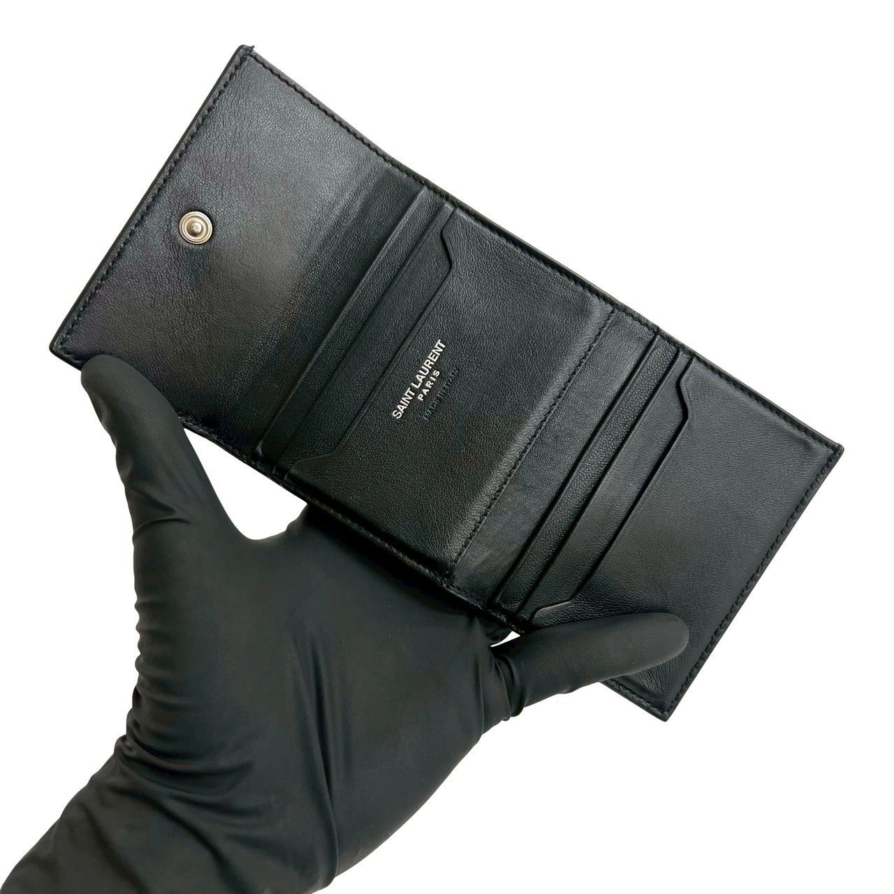 Yves Saint Laurent Yves Saint Laurent Saint Laurent Paris Leather Wallet Leather Short Wallet DUTY FREE for USA Size ONE SIZE - 8 Thumbnail