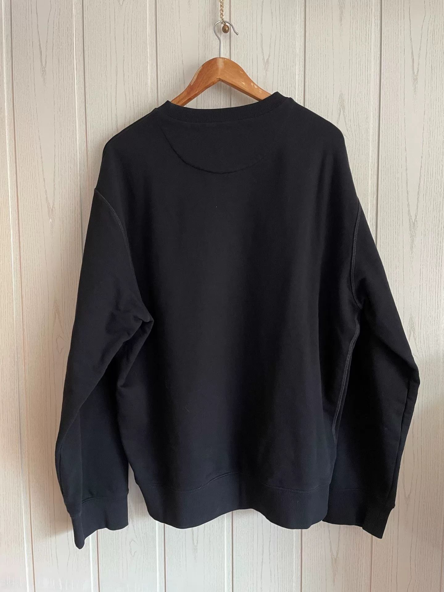 Prada Prada 25SS Triangle Logo Sweatshirt Size US XL / EU 56 / 4 - 2 Thumbnail