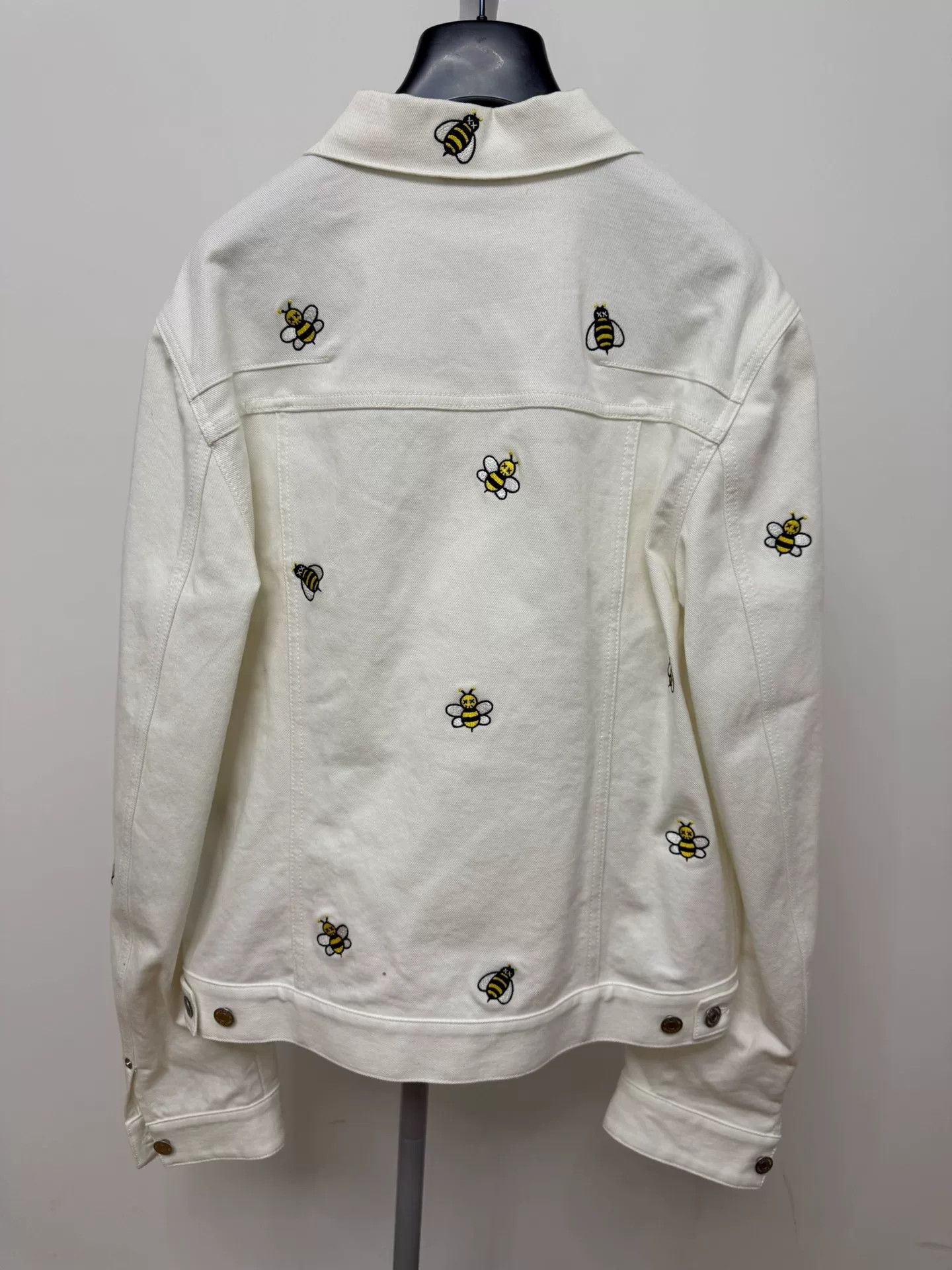Dior Dior x KAWS Denim Jacket Size US M / EU 48-50 / 2 - 2 Thumbnail