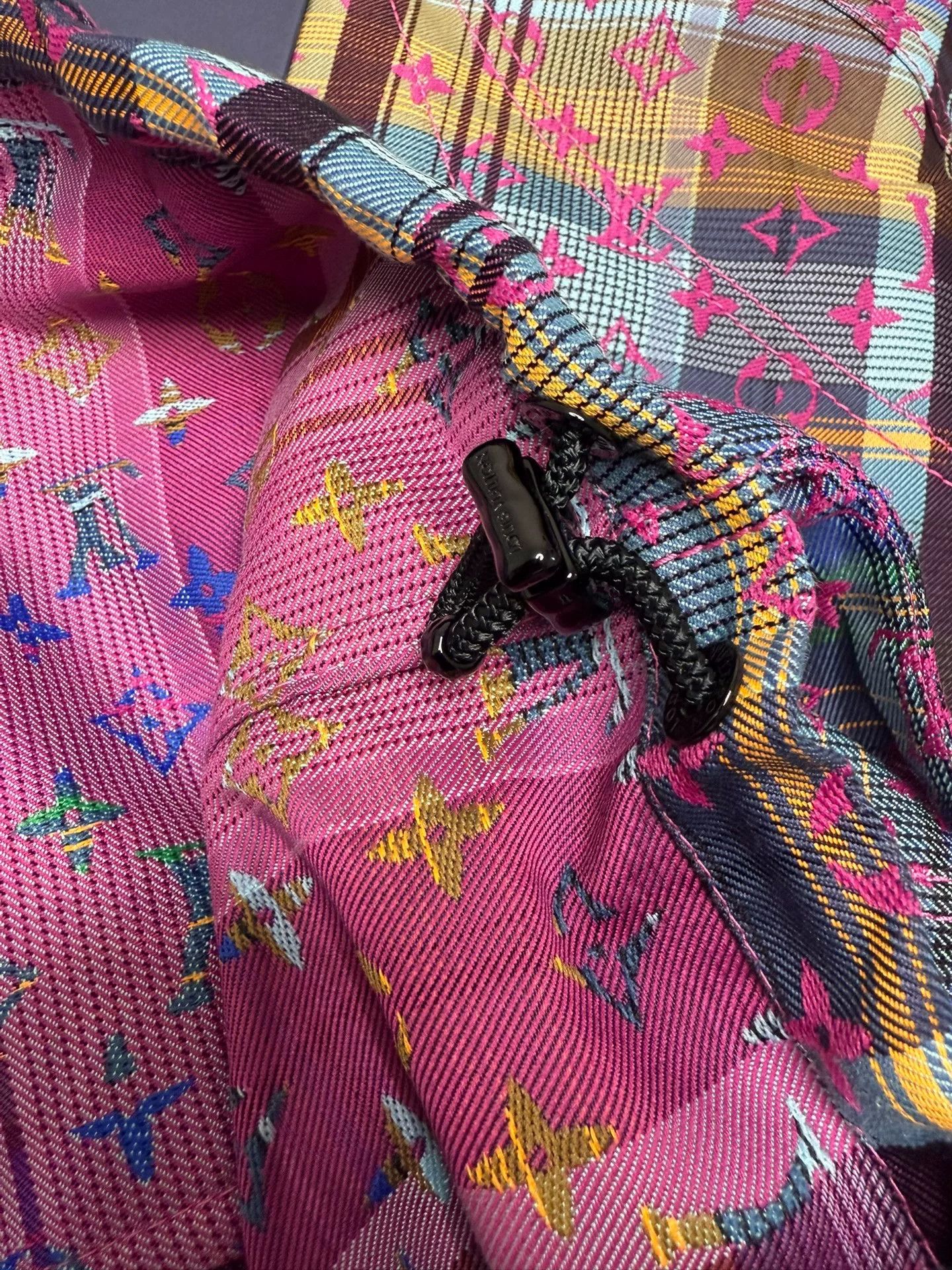 Louis Vuitton Louis Vuitton Monogram Neon Jacket New Size US M / EU 48-50 / 2 - 7 Thumbnail