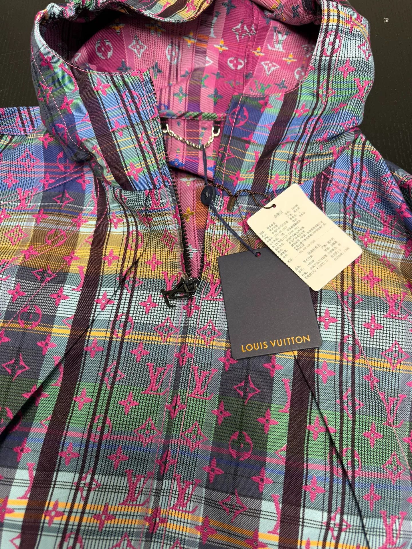 Louis Vuitton Louis Vuitton Monogram Neon Jacket New Size US M / EU 48-50 / 2 - 3 Thumbnail