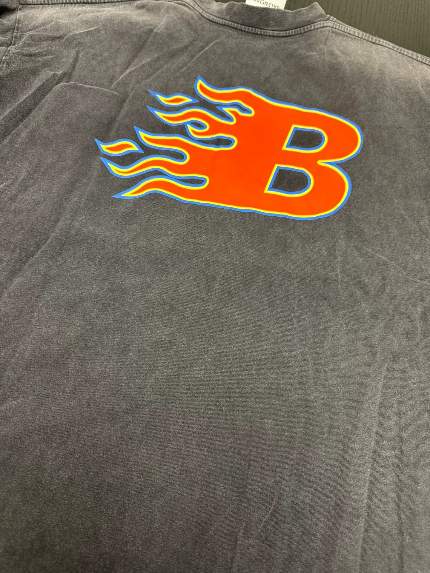 Balenciaga Balenciaga Flame Logo Reversible Short Sleeve Tee Size US S / EU 44-46 / 1 - 6 Thumbnail