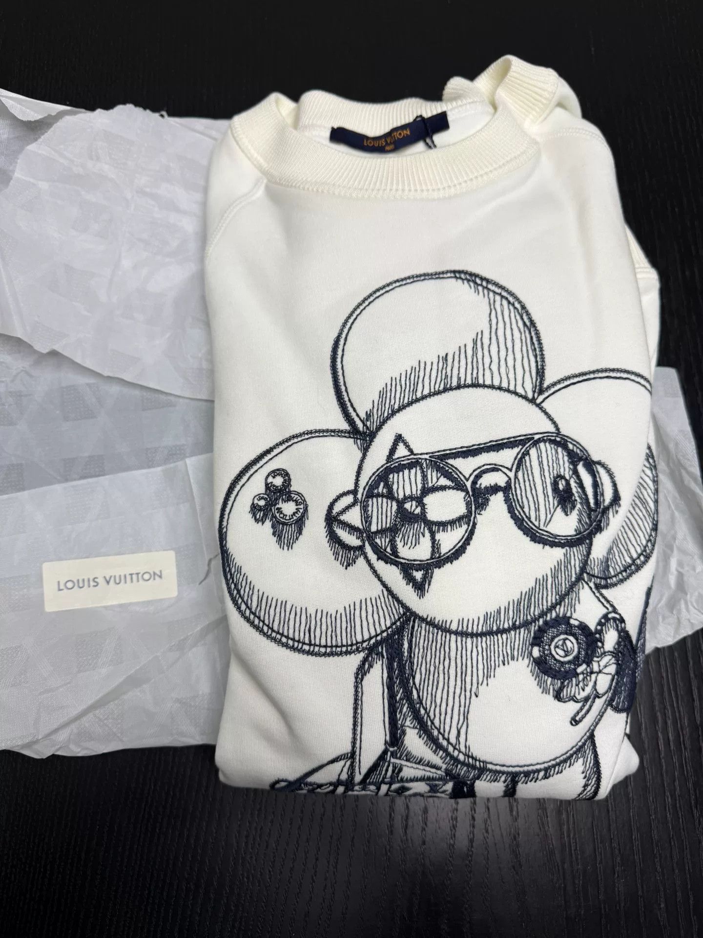 Louis Vuitton Louis Vuitton Sunflower Embroidered Sweatshirt Size US L / EU 52-54 / 3 - 9 Thumbnail