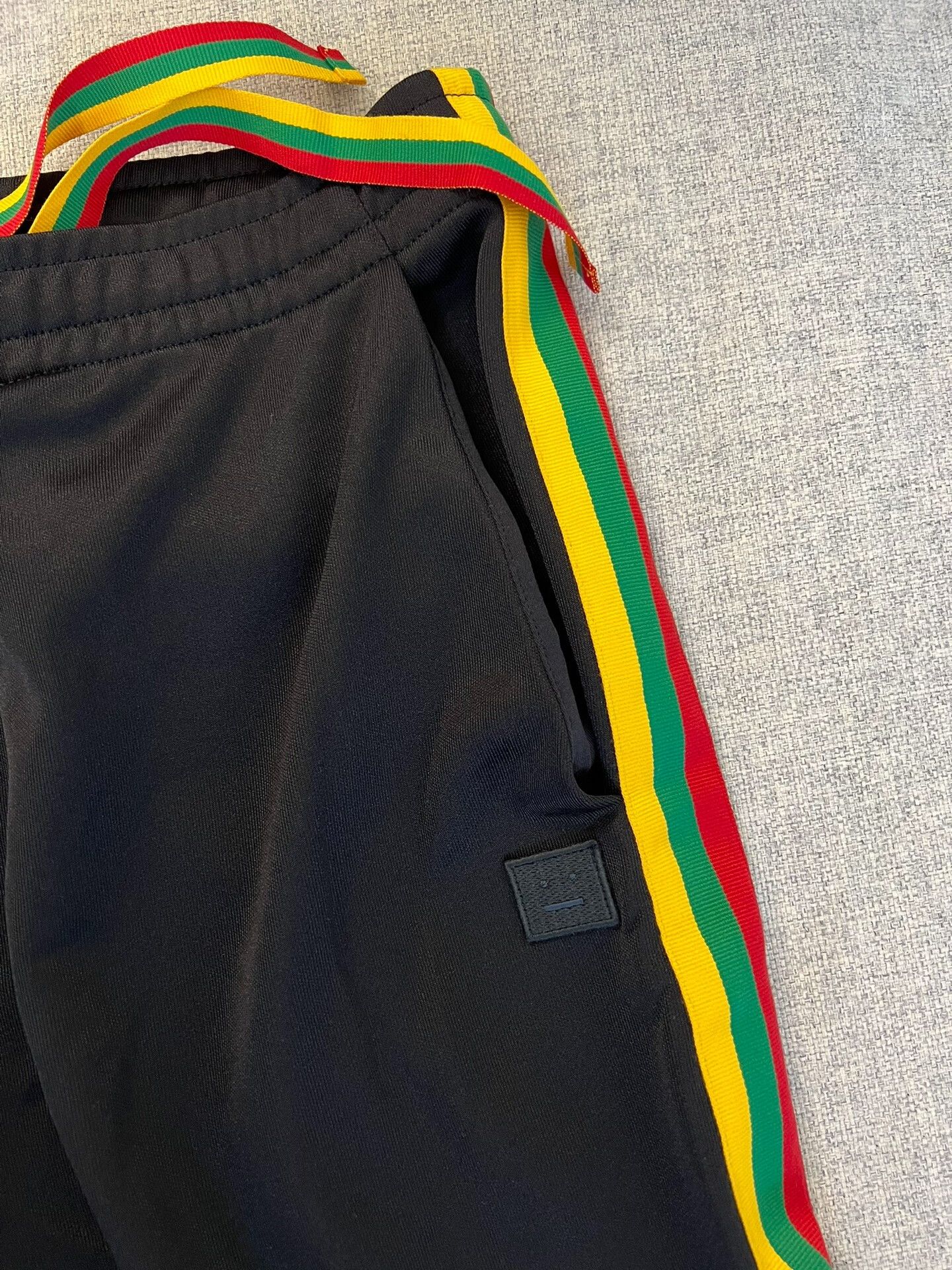 Acne Studios Acne Studios Smiley Sweatpants Size US 34 / EU 50 - 4 Thumbnail