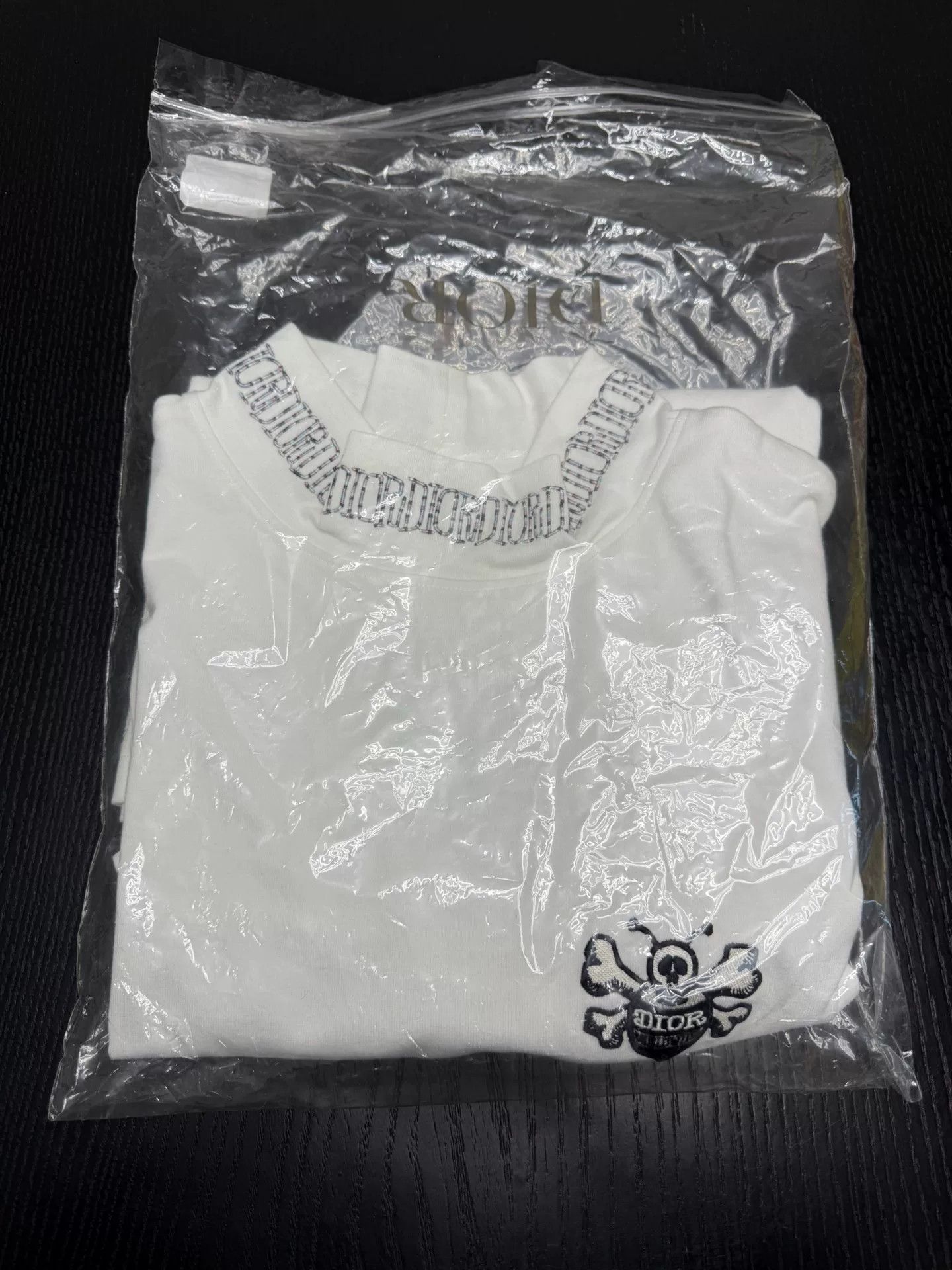 Dior Dior x Stussy Bee Embroidered T-Shirt Size US L / EU 52-54 / 3 - 9 Thumbnail